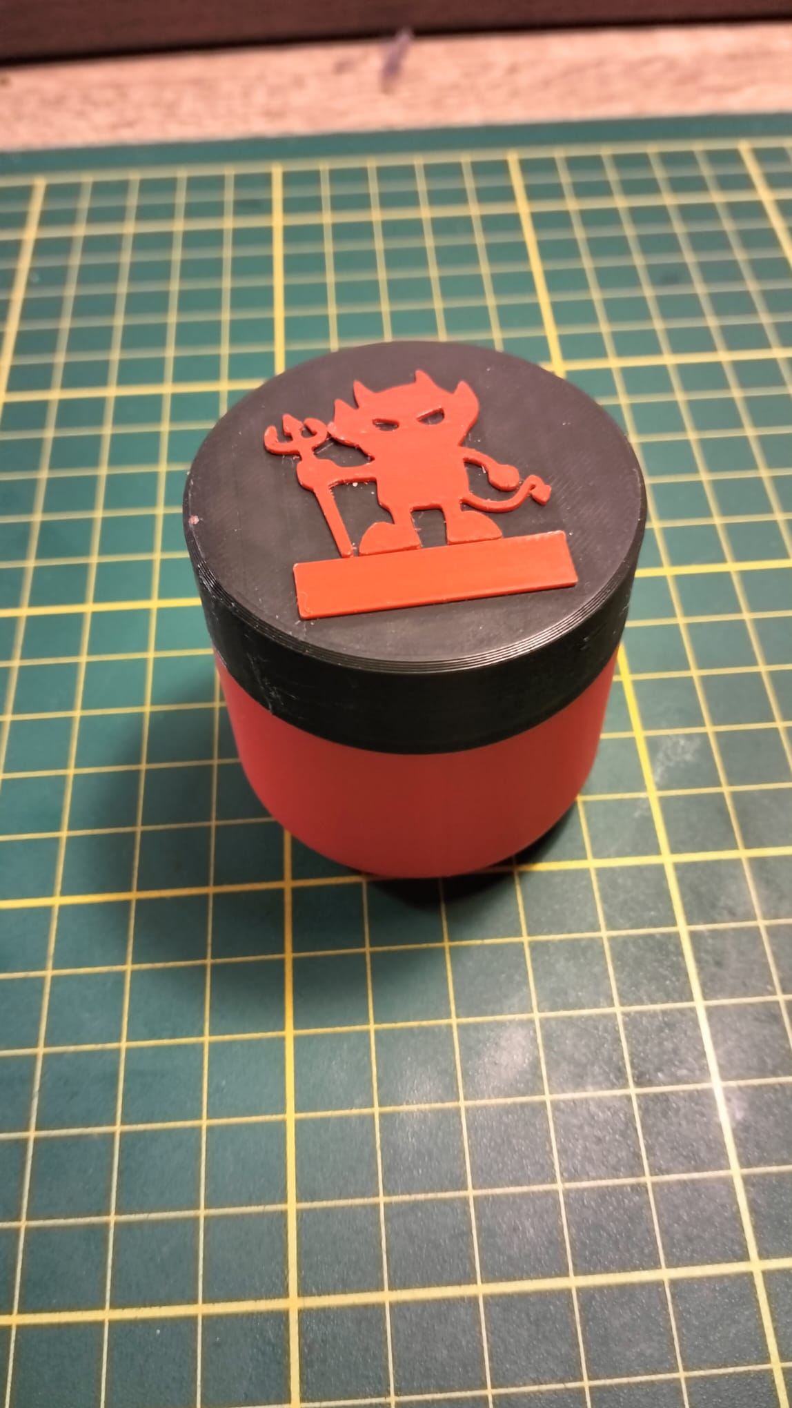 Jar Couvercle Lid Diablotin 3D model thumbnail