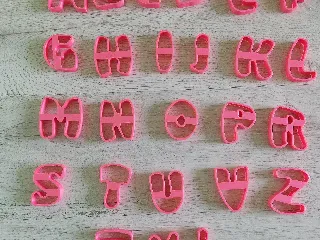 Bubble font style letter cookie cutter by UniqueDude | Download free ...