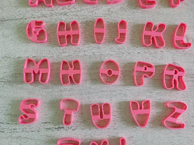 Bubble font style letter cookie cutter