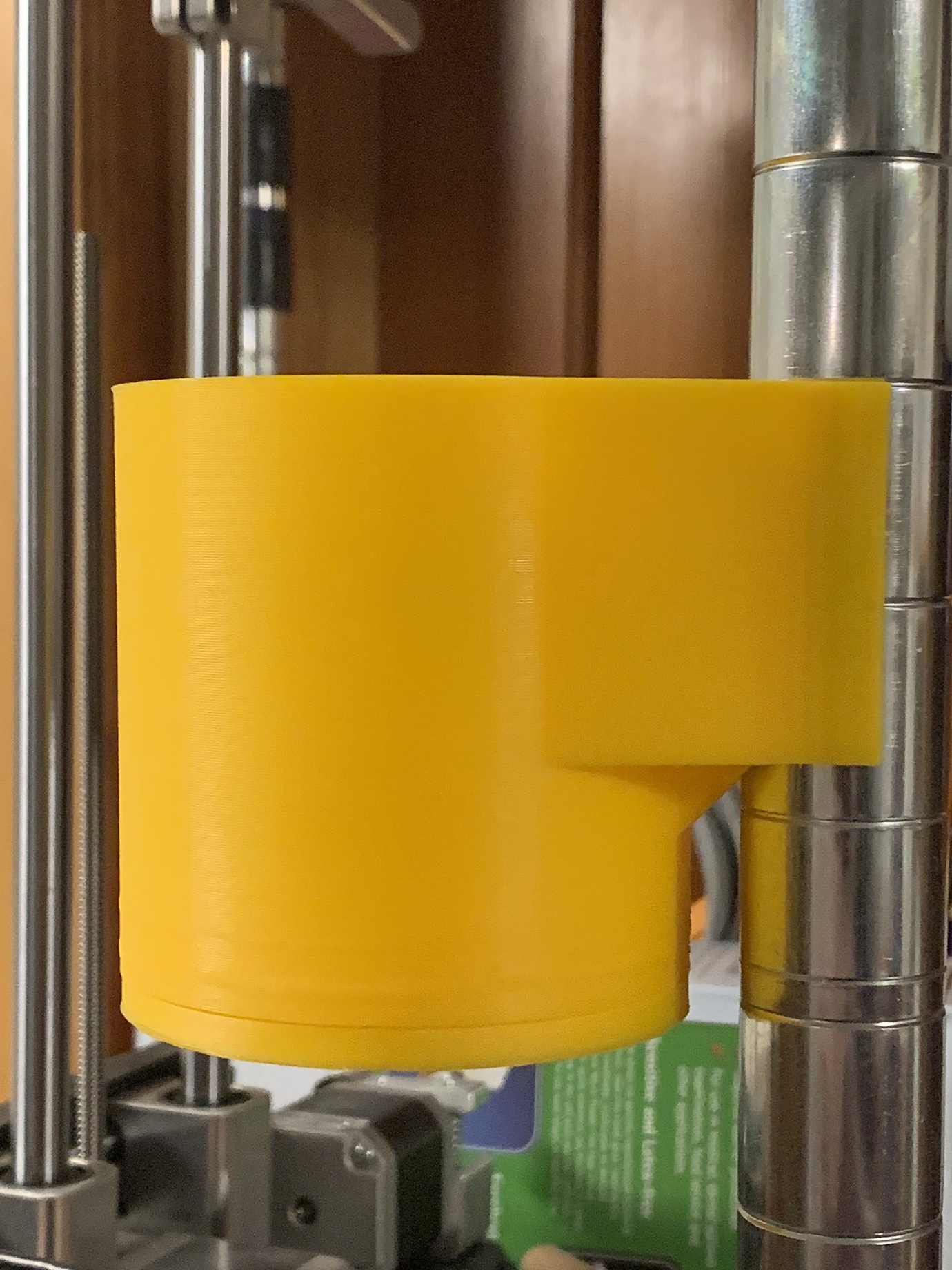 Wire Rack "CUP" Holder by NotLikeALeafOnTheWind Download free STL