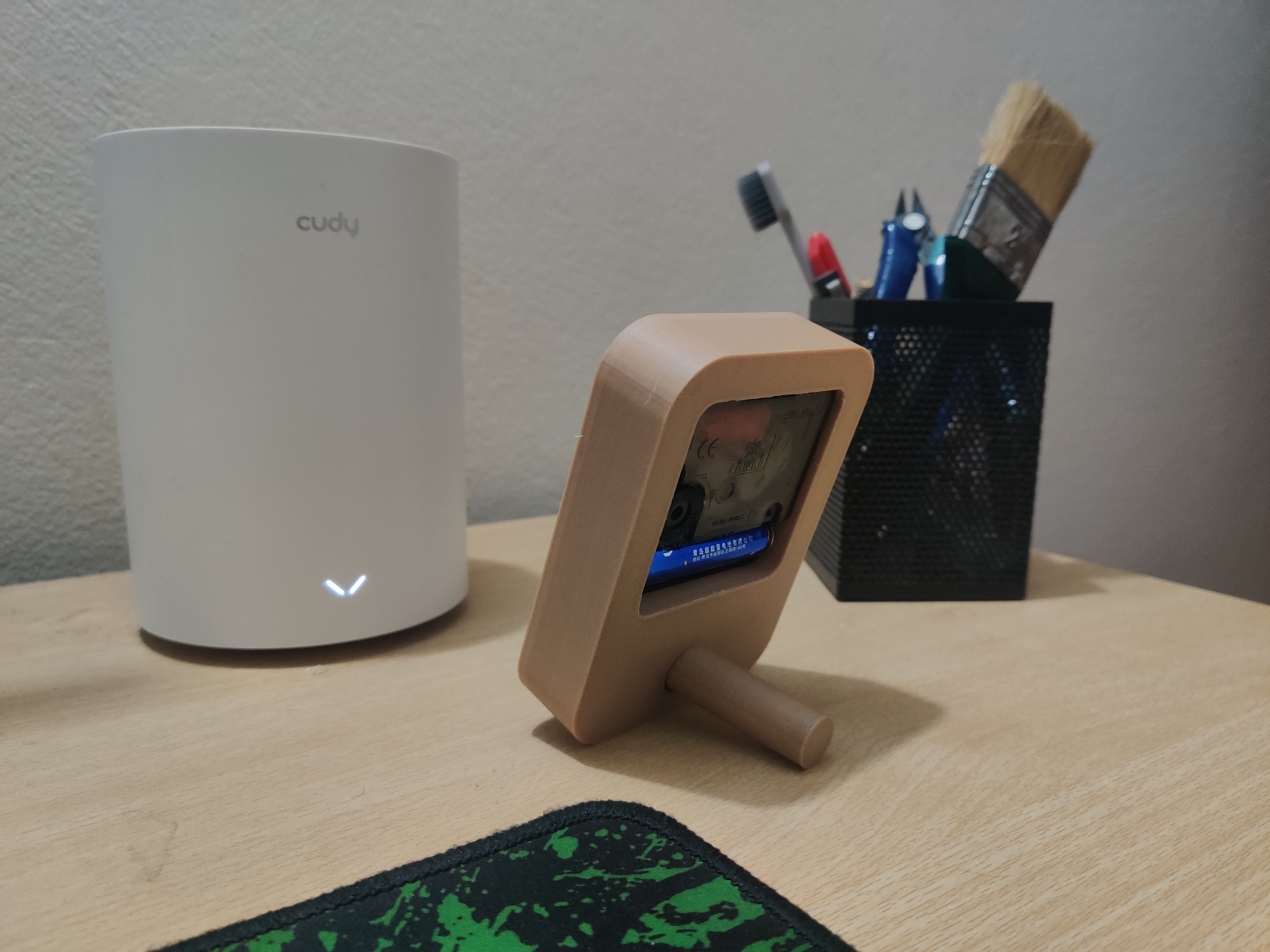 Miniatura 2 do modelo 3D Table Clock