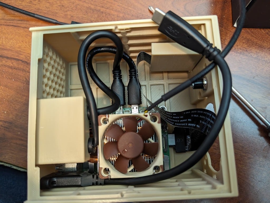 Raspberry Pi 5 case - Retro tower desktop by Xavior93 | Download free ...