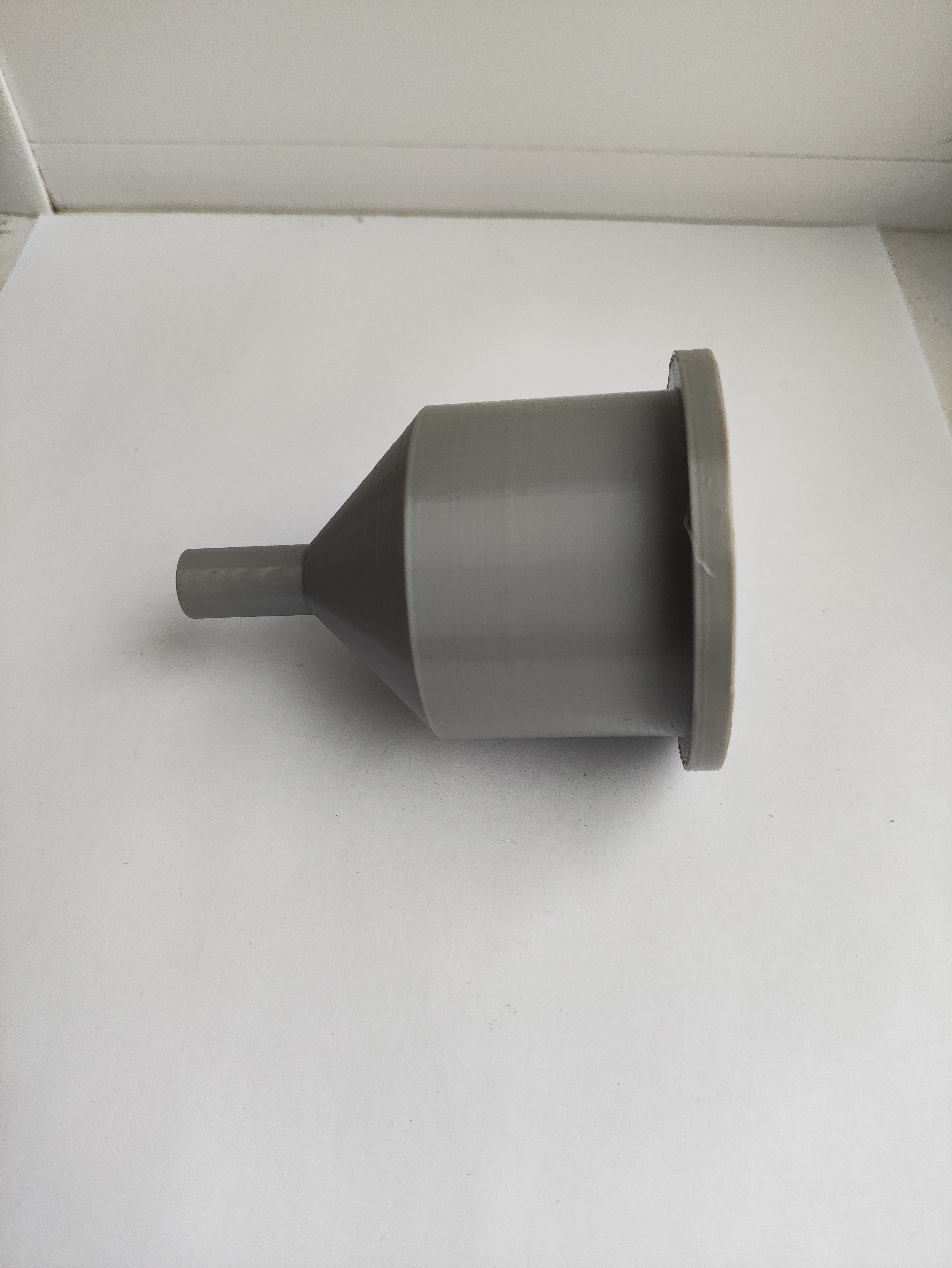 Miniatura 2 do modelo 3D funnel small