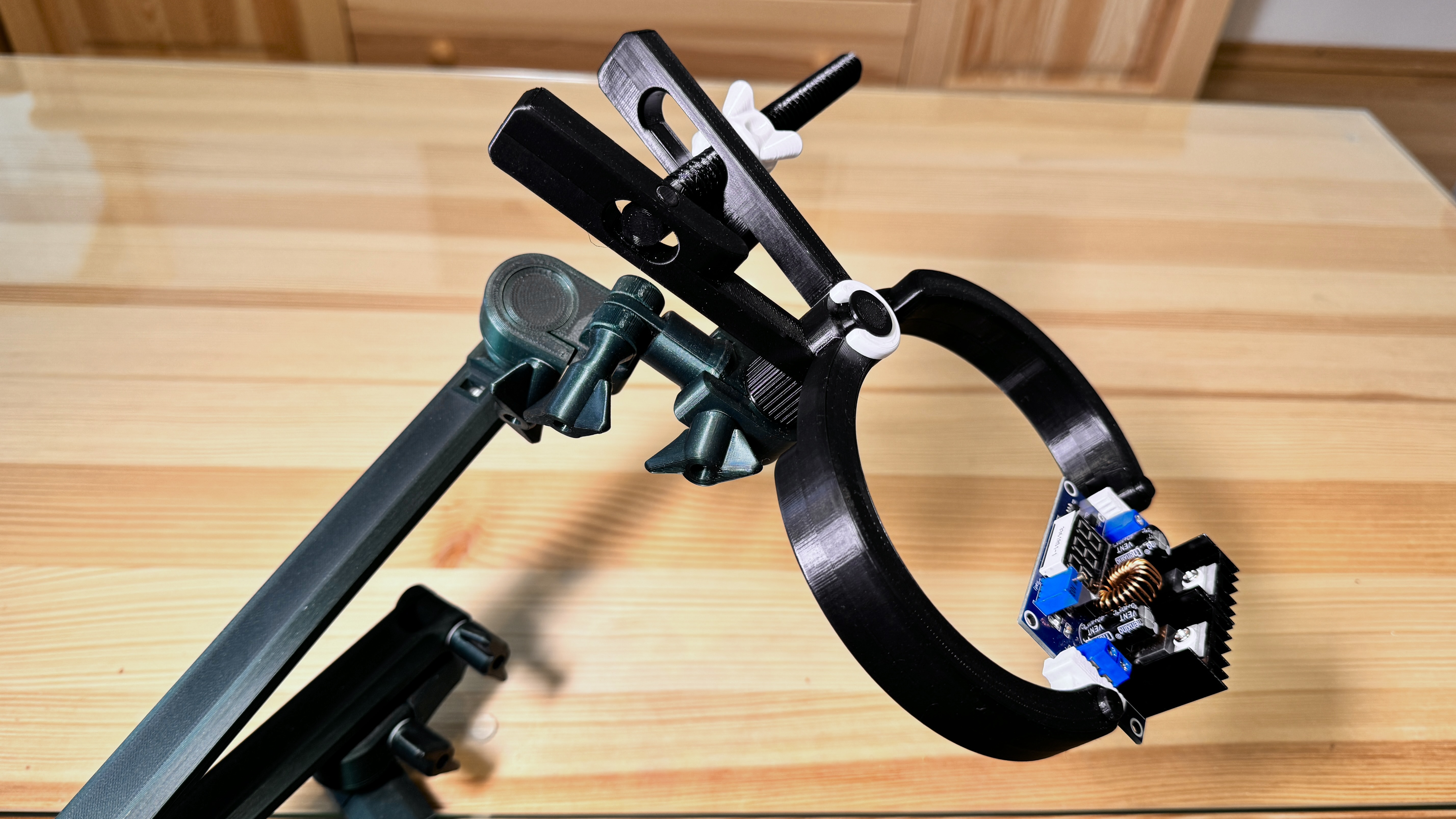 Miniatura 3 do modelo 3D Third hand (PCB holder)