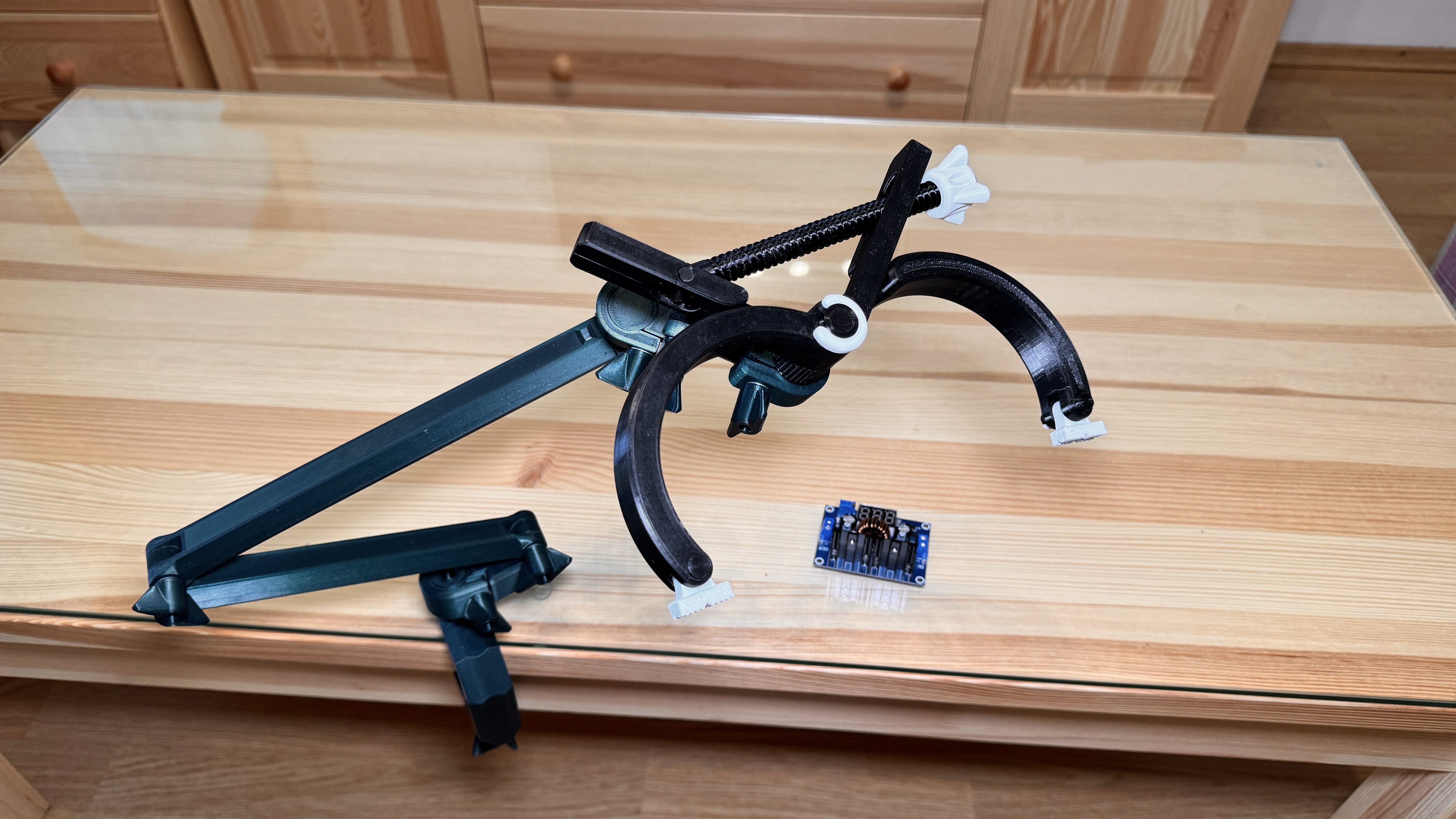 Miniatura 9 do modelo 3D Third hand (PCB holder)