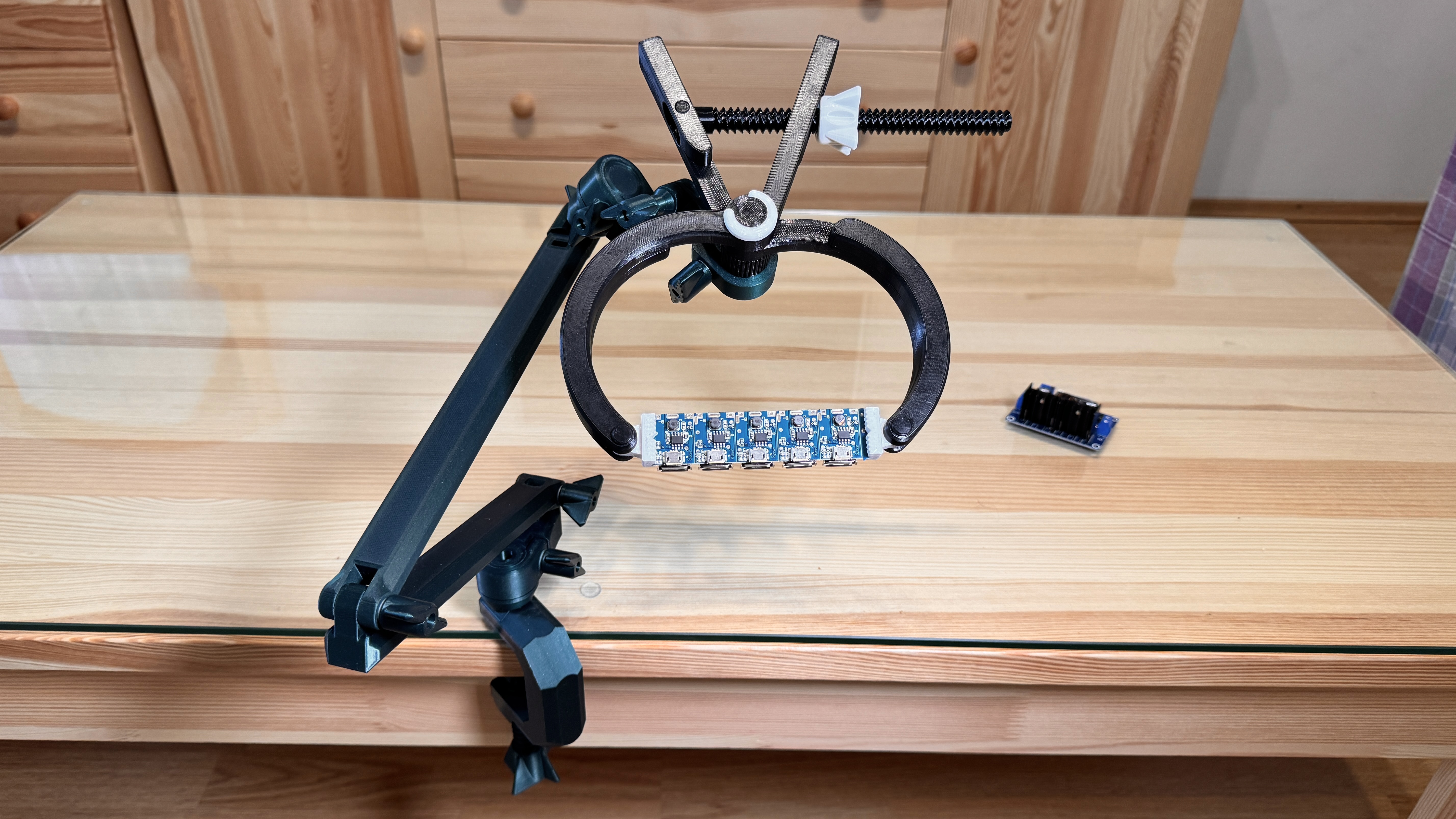 Miniatura 10 do modelo 3D Third hand (PCB holder)