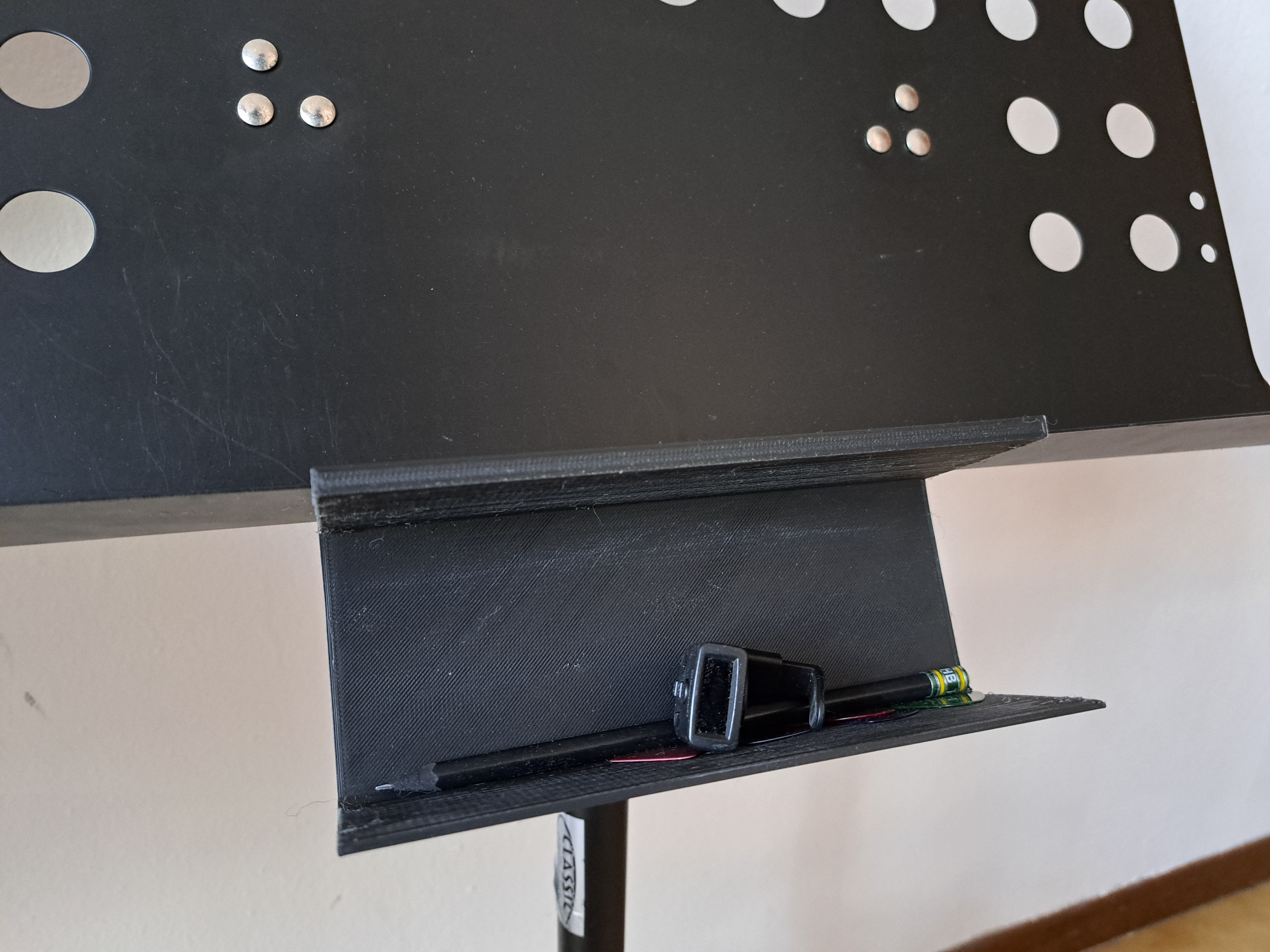 Music stand tray 220mm