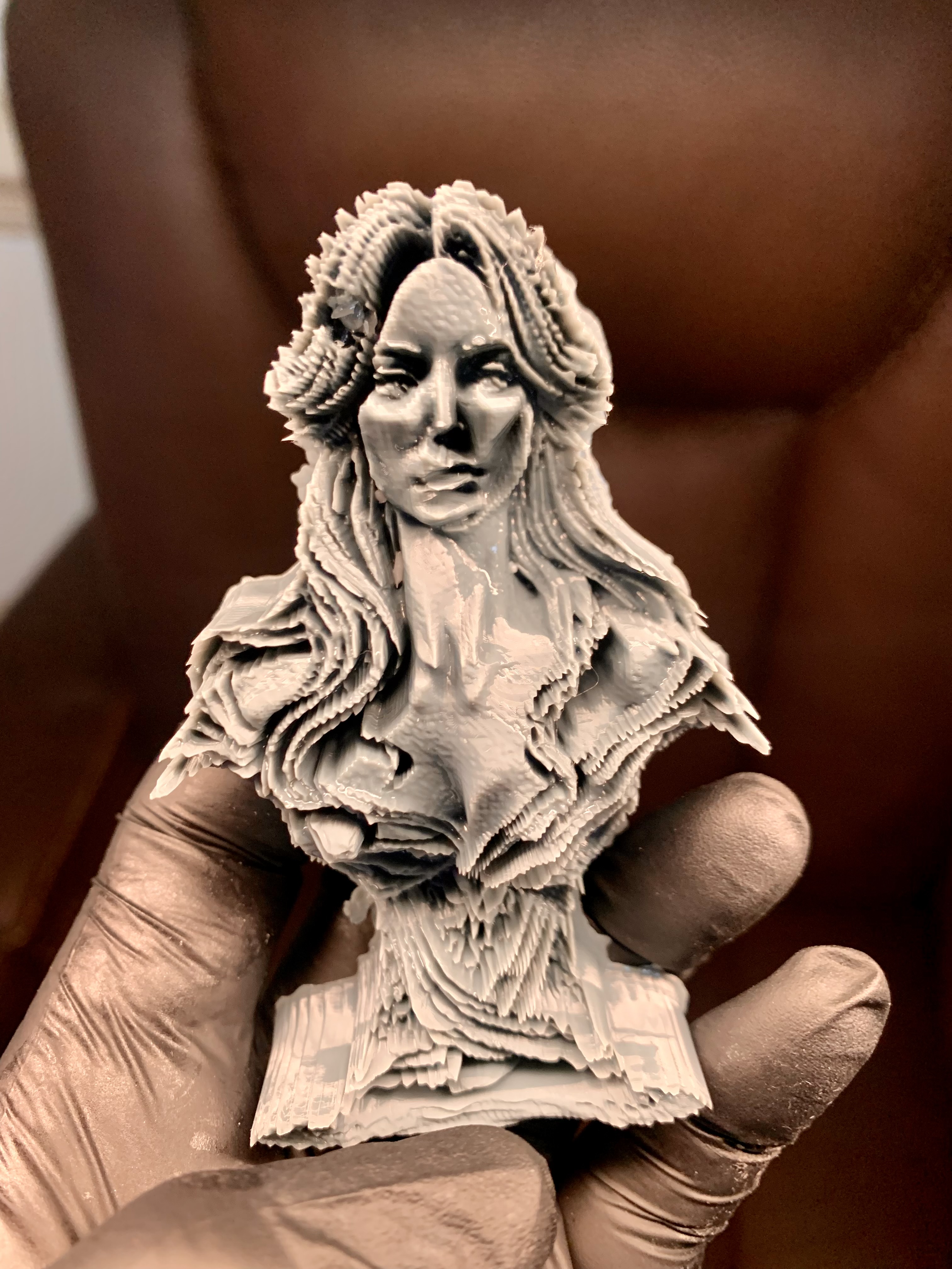HIGHLY ABSTRACT FORCED PERSPECTIVE FEMALE BUST...