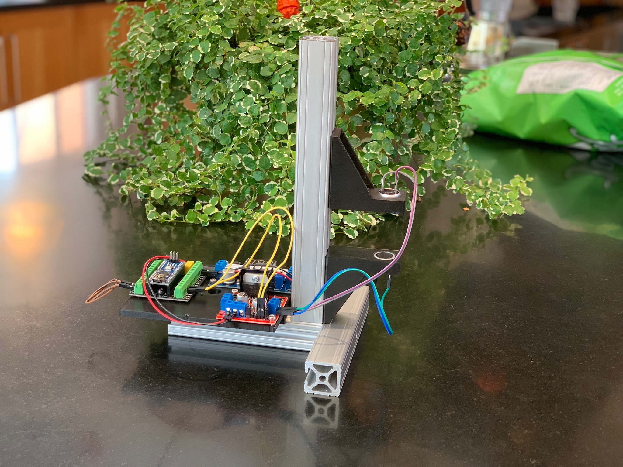 Miniatura 7 do modelo 3D Acoustic Levitator electronics platform