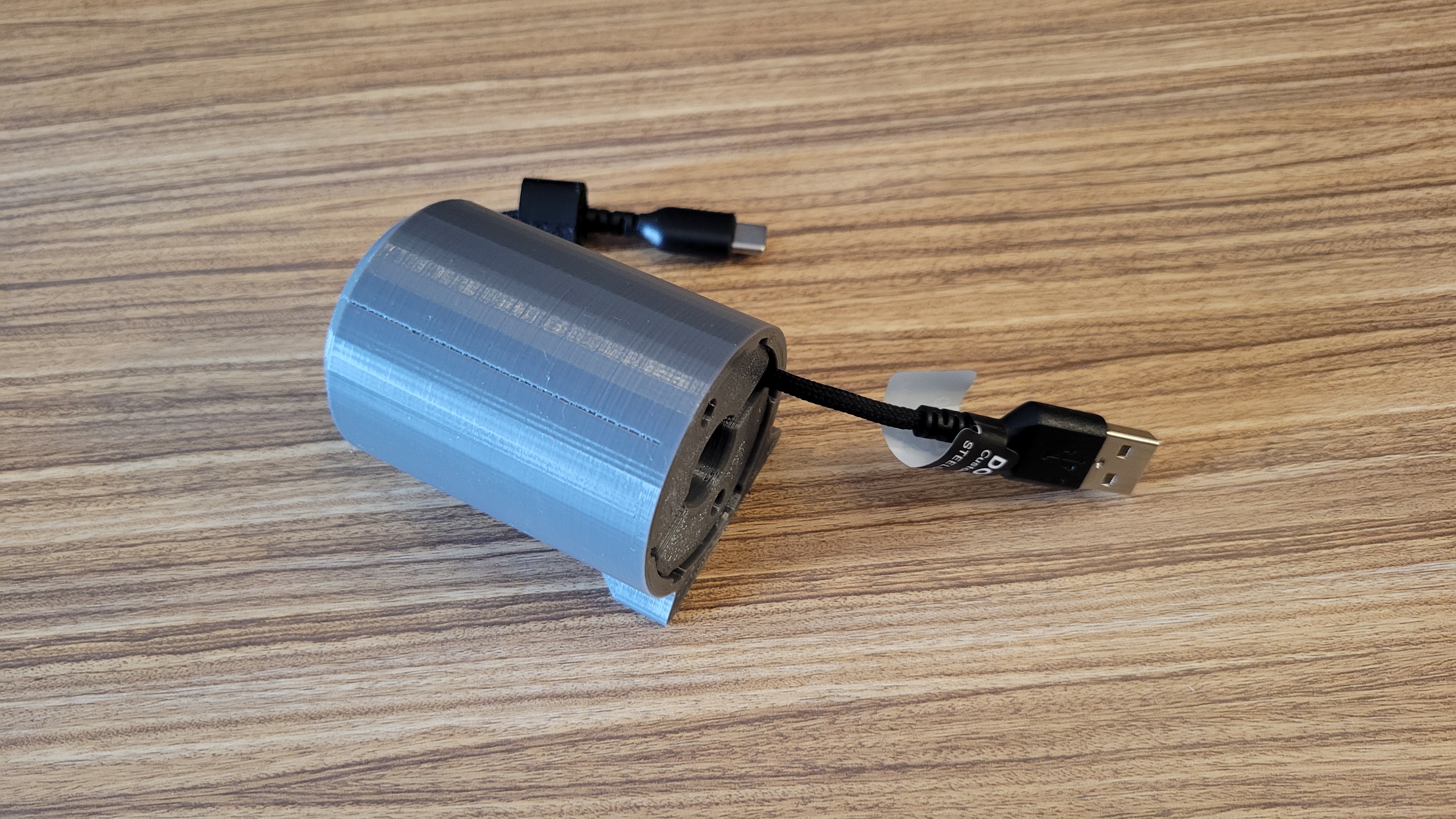 Miniatura 2 do modelo 3D 6' USB Cable Wrap & Cover