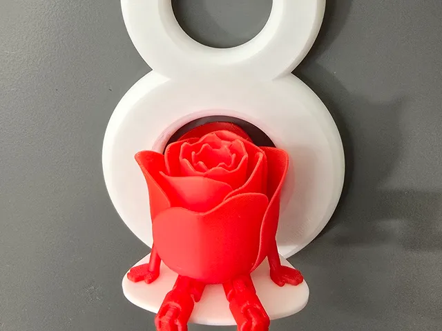 Articulated rose for the women's day on 8th of March