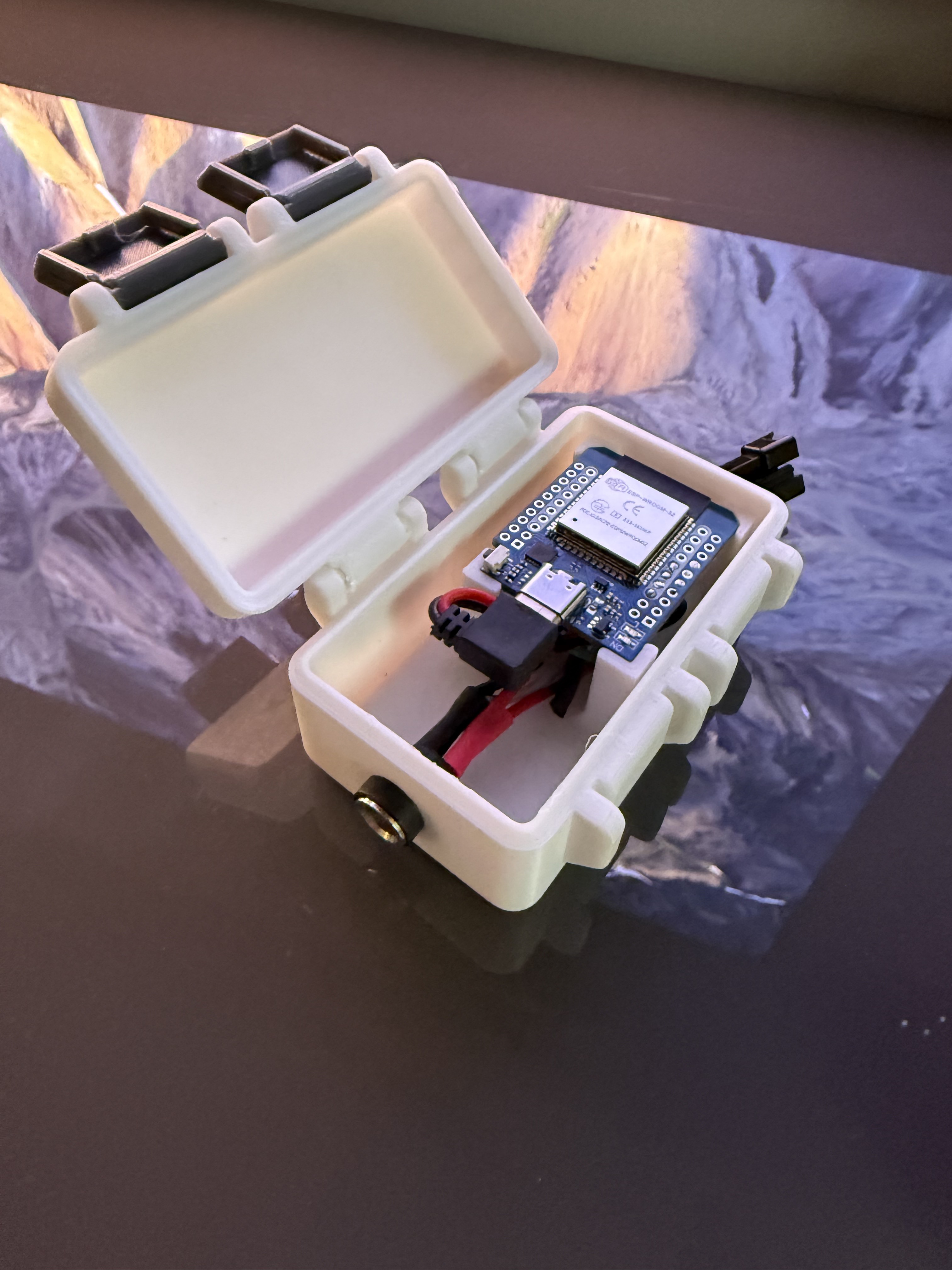 ESP32 D1 Mini Rugged Case (WLED)