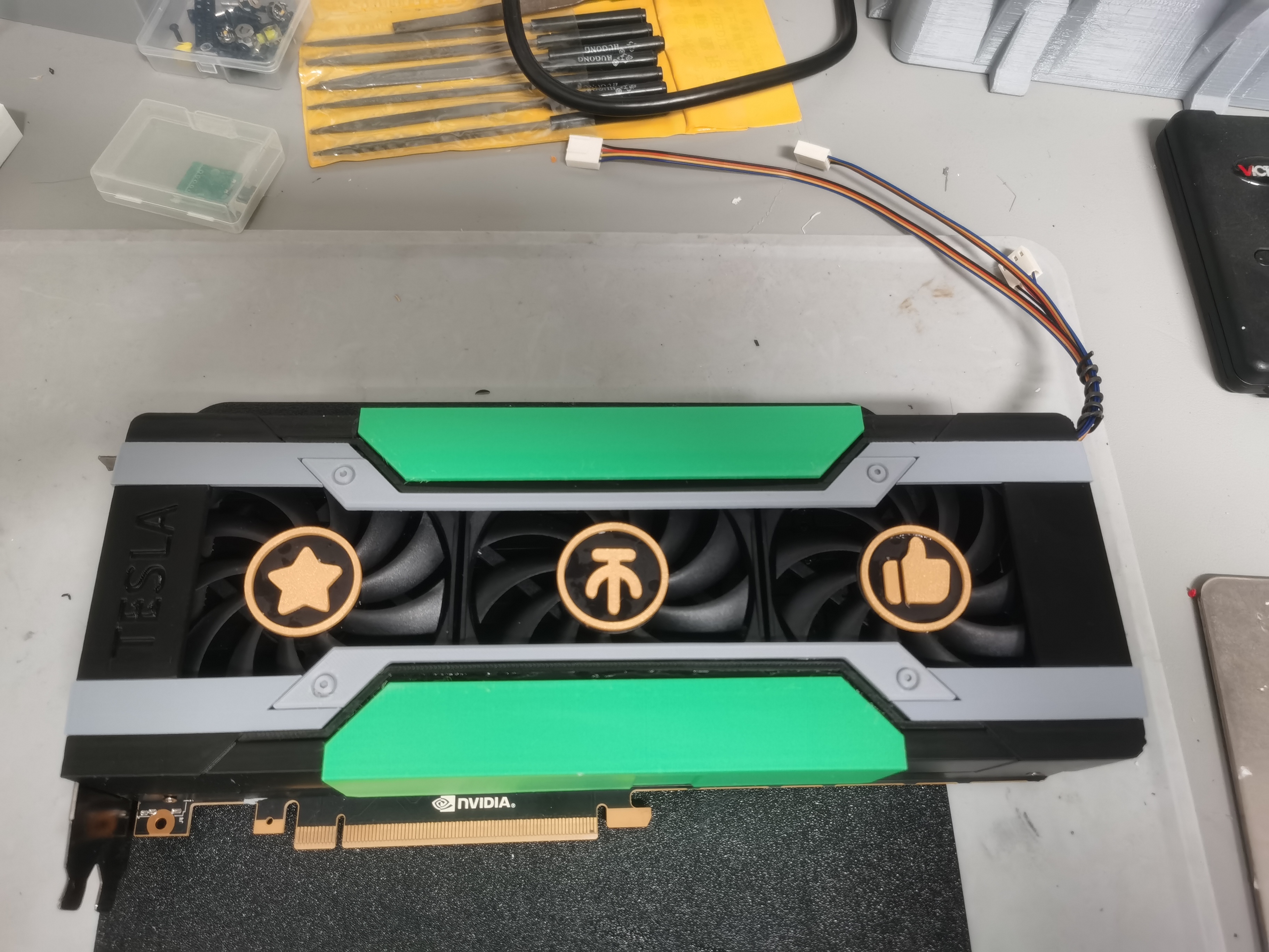 Tesla P100 shell — miniatura 4