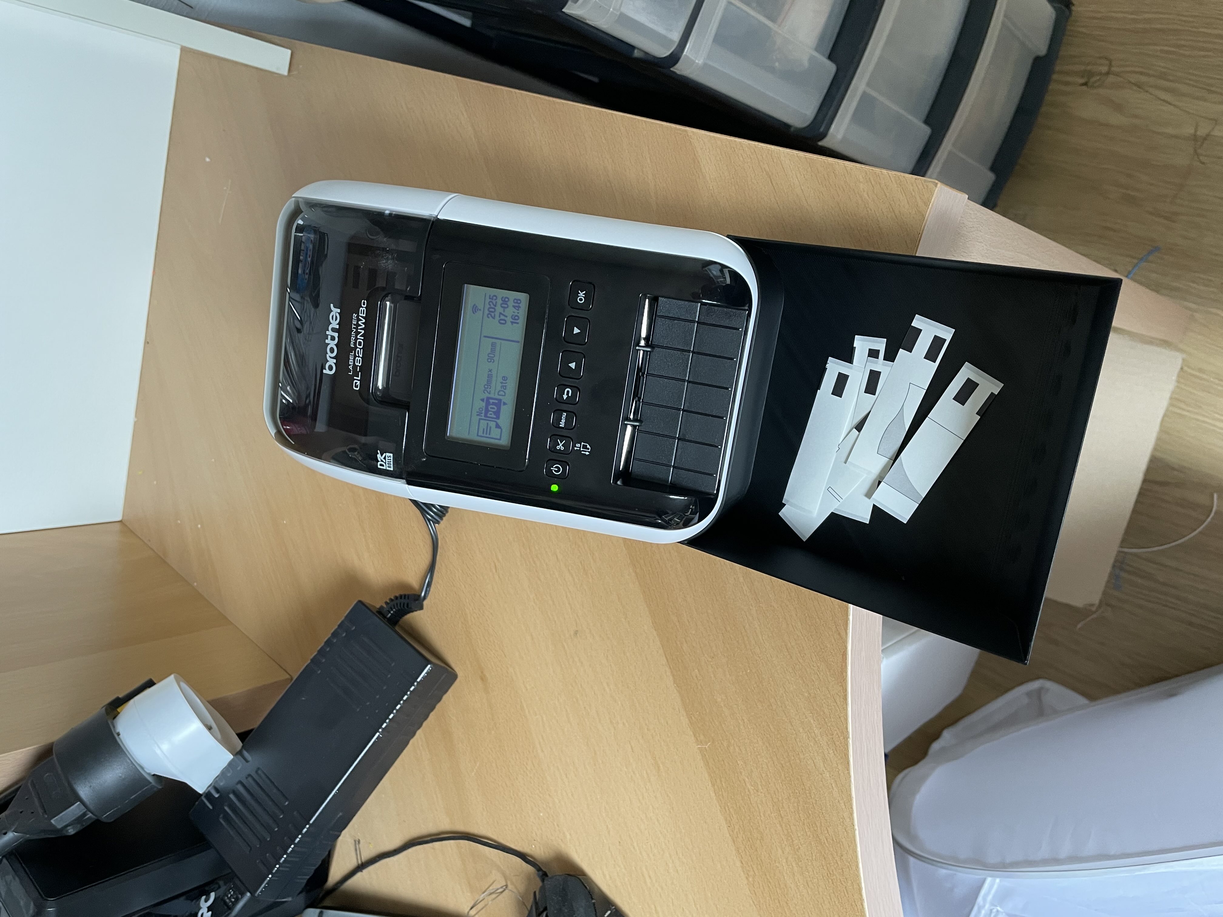 Label bin for Brother QL-820NWBc label printer