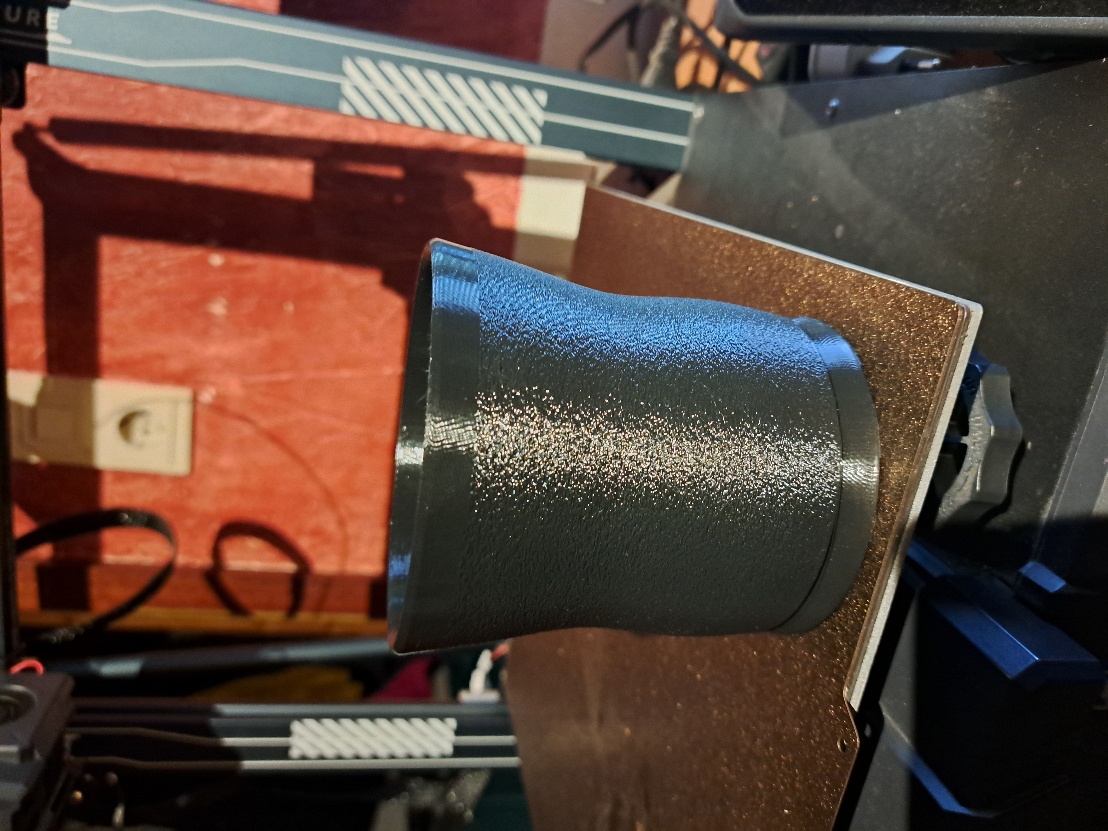 Curvy Penholder