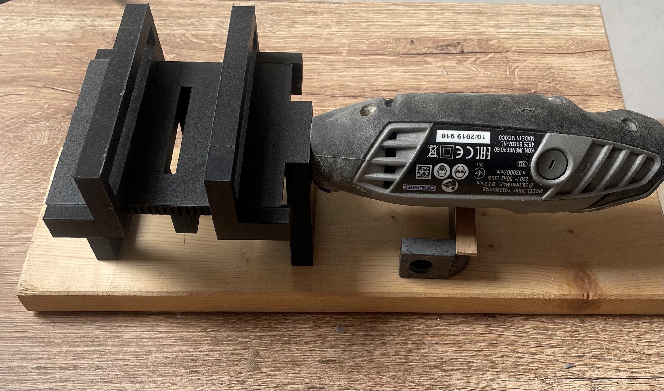 Dremel Tischsäge / Dremel table saw 3D model by Mister4D