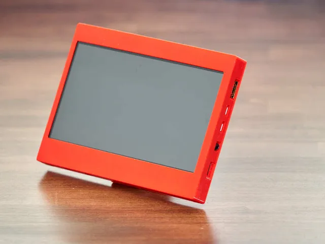 Waveshare 7" HDMI LCD (H) Case