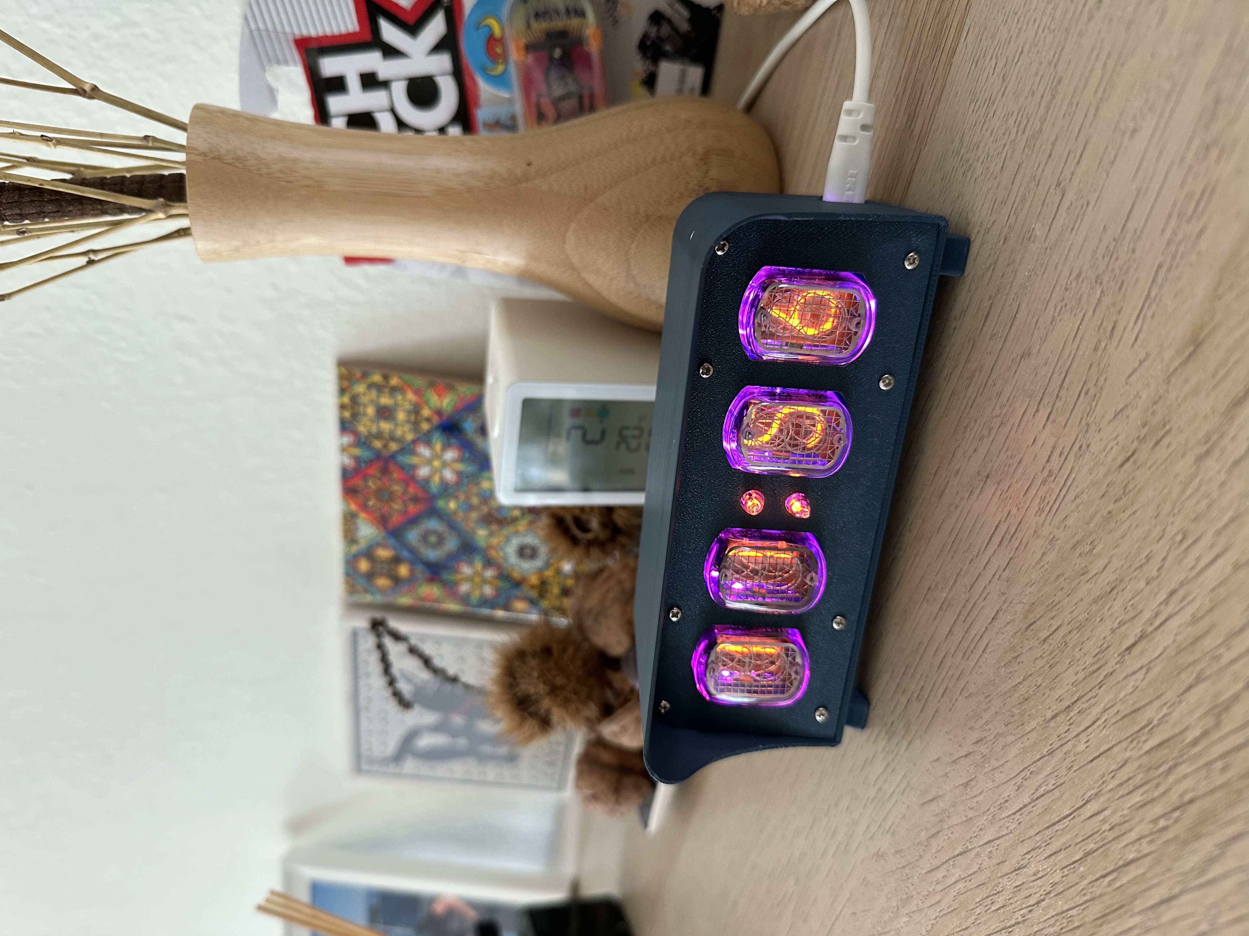 Miniatura 2 do modelo 3D Nixie Clock Case, IN-12