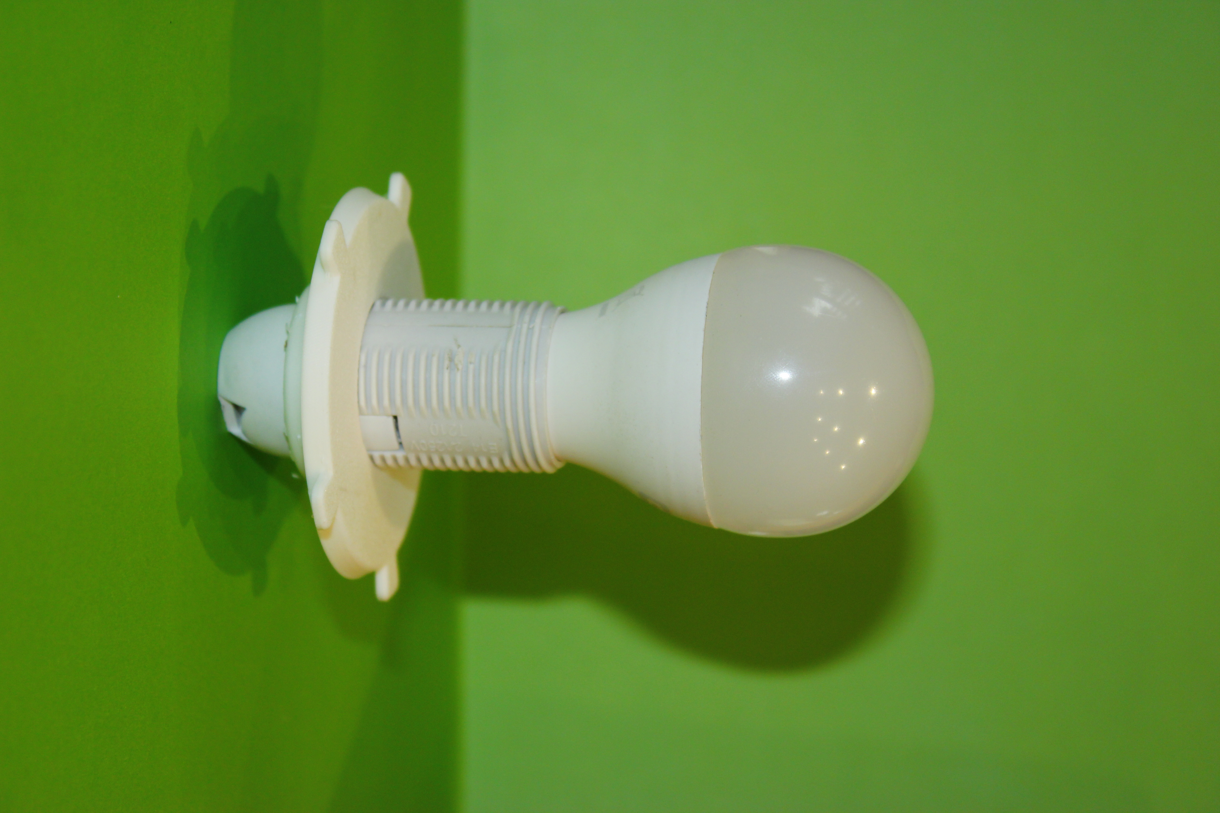 Miniatura 2 do modelo 3D MoonLamp ceiling adapter for E14 bulb