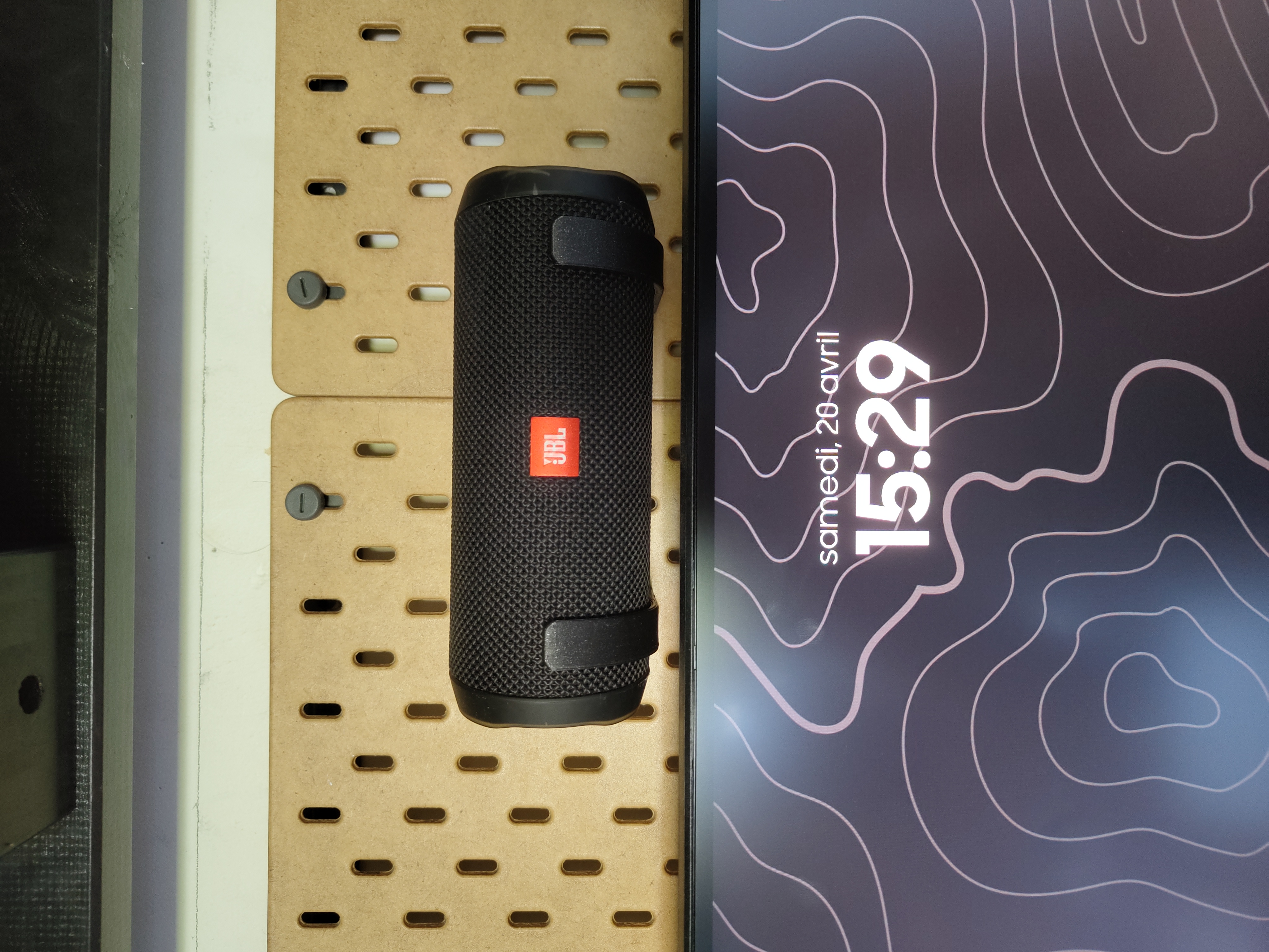 Skadis JBL Flip Stand
