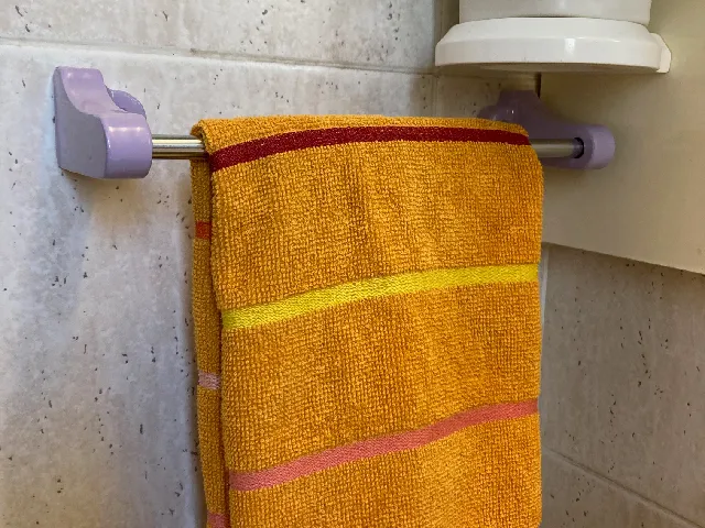 Towel holder