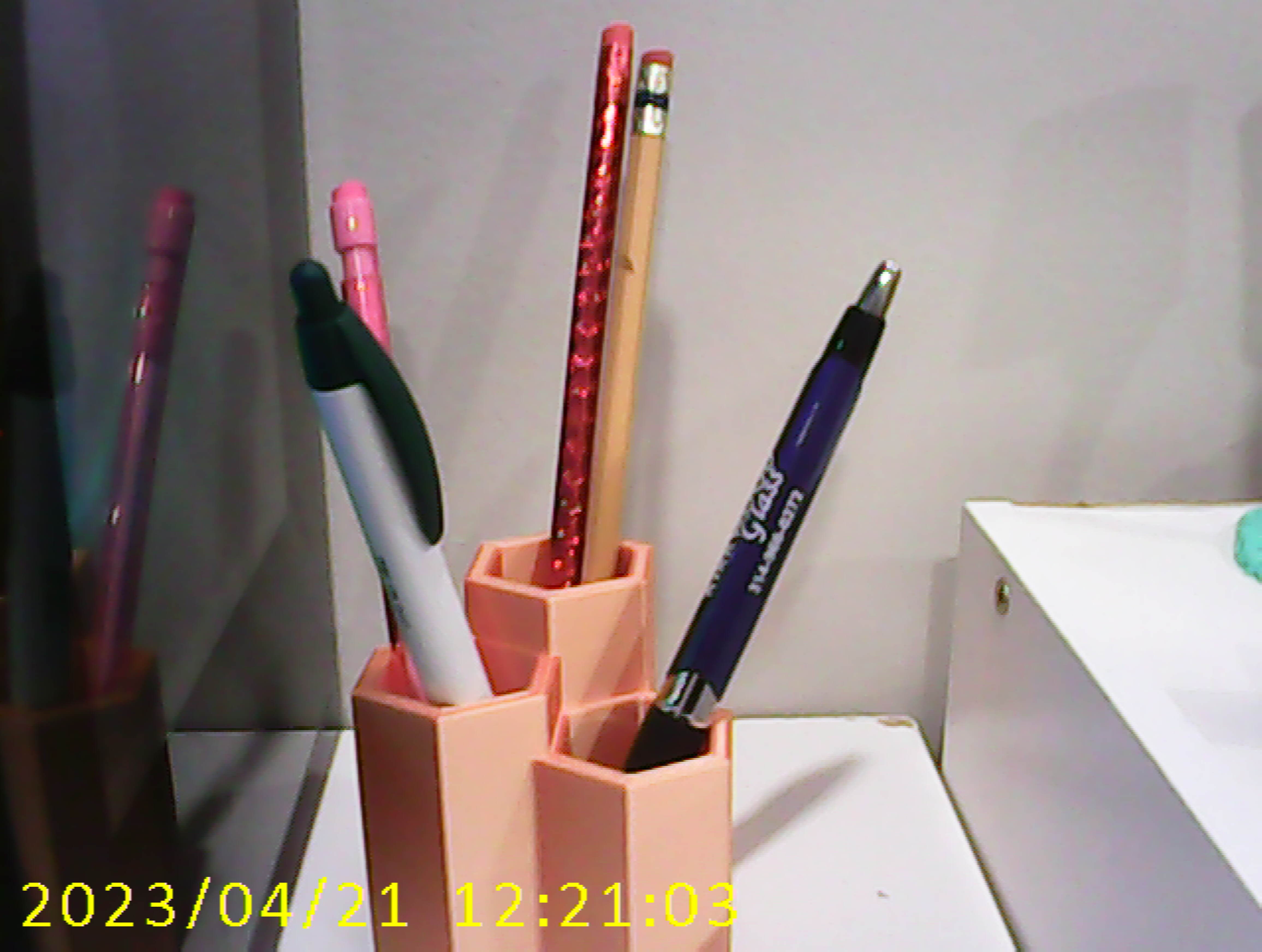 Honeycomb Pen Holder