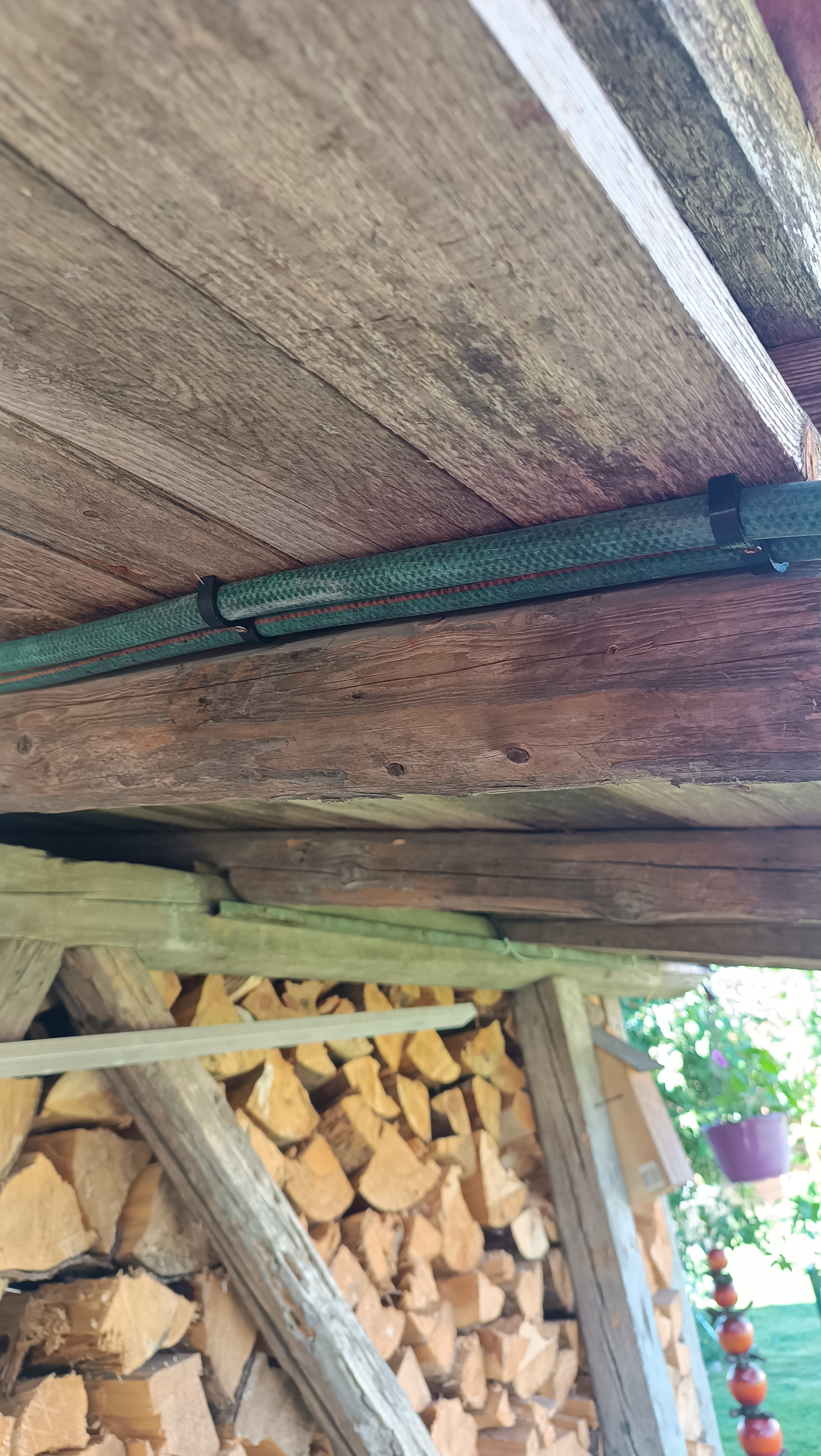 Gardenhose mount — thumbnail 2