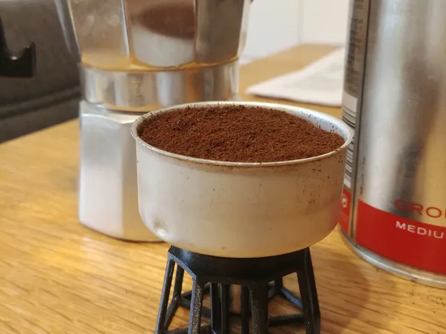 Moka Pot Coffee Basket Holder