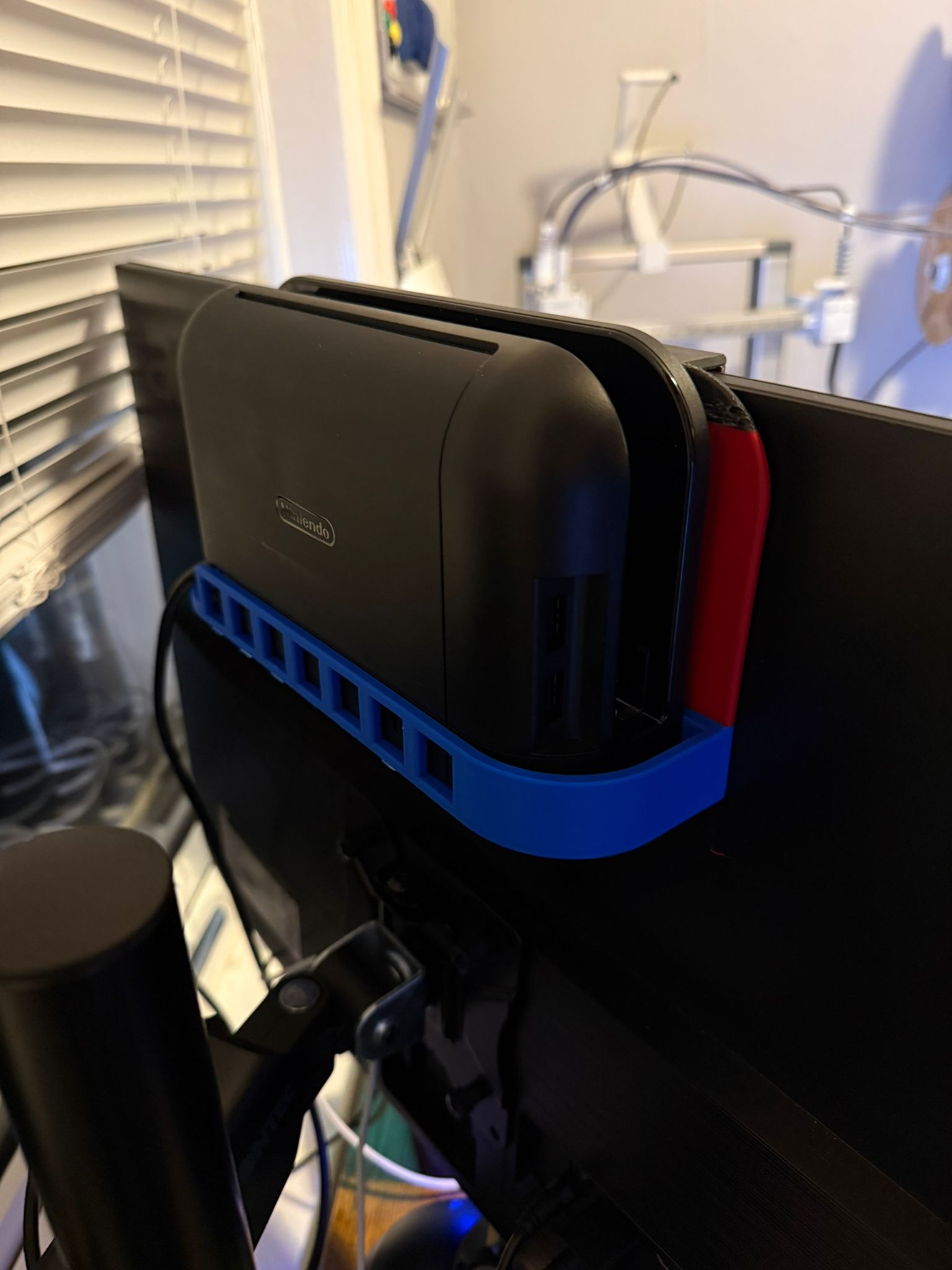 Nintendo Switch 2 docking station monitor mount — miniatura 3