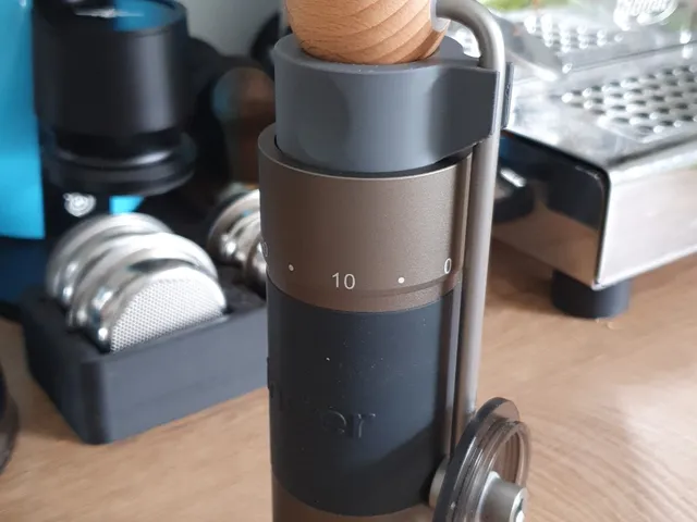 KinGrinder K6 Dust Cover & Handle Storage