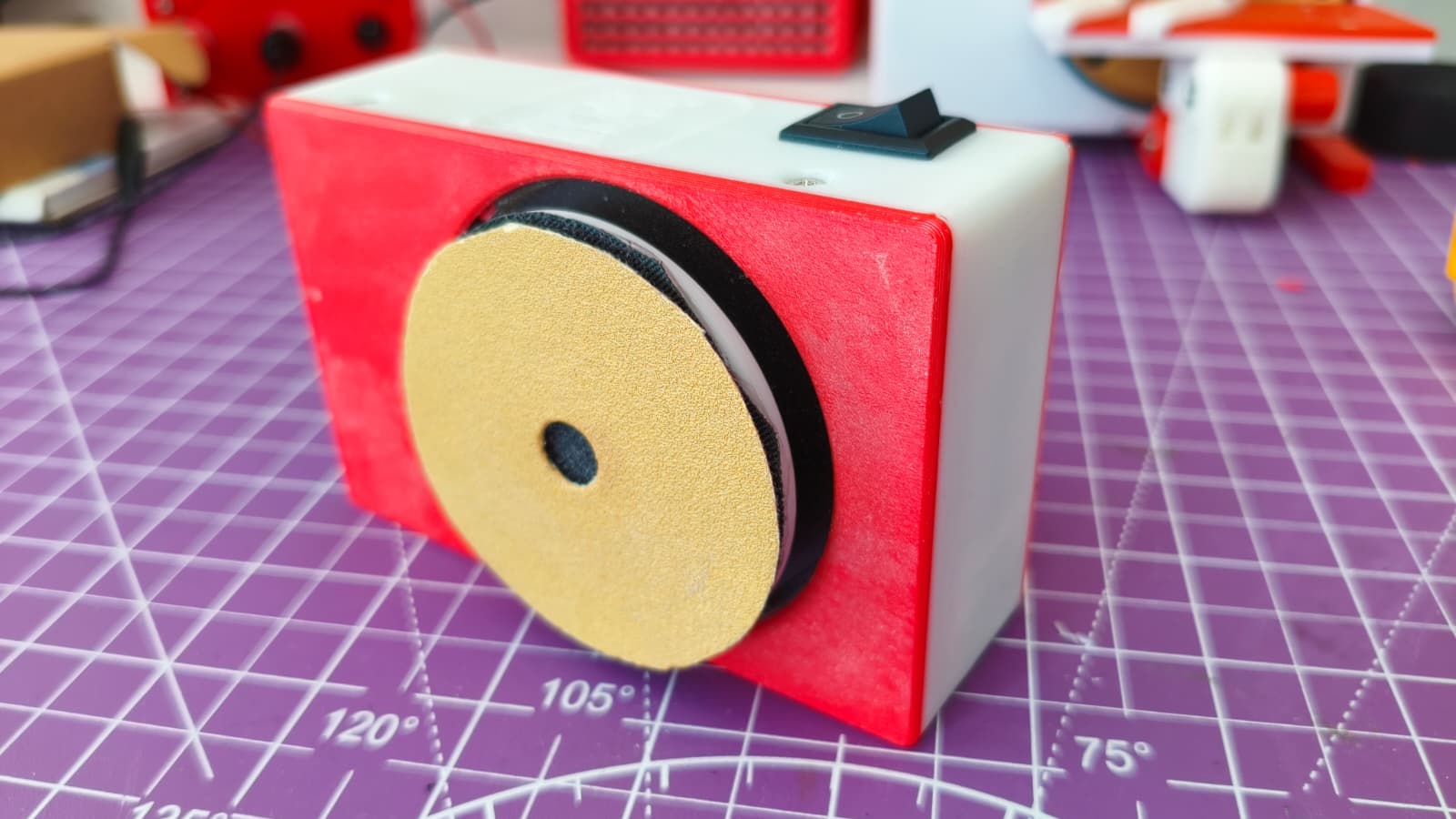 2.5" HDD ile Kablosuz Şarjlı Zımpara Makinesi Gövdesi / Wireless Rechargeable Sander Body Using a 2.5" HDD