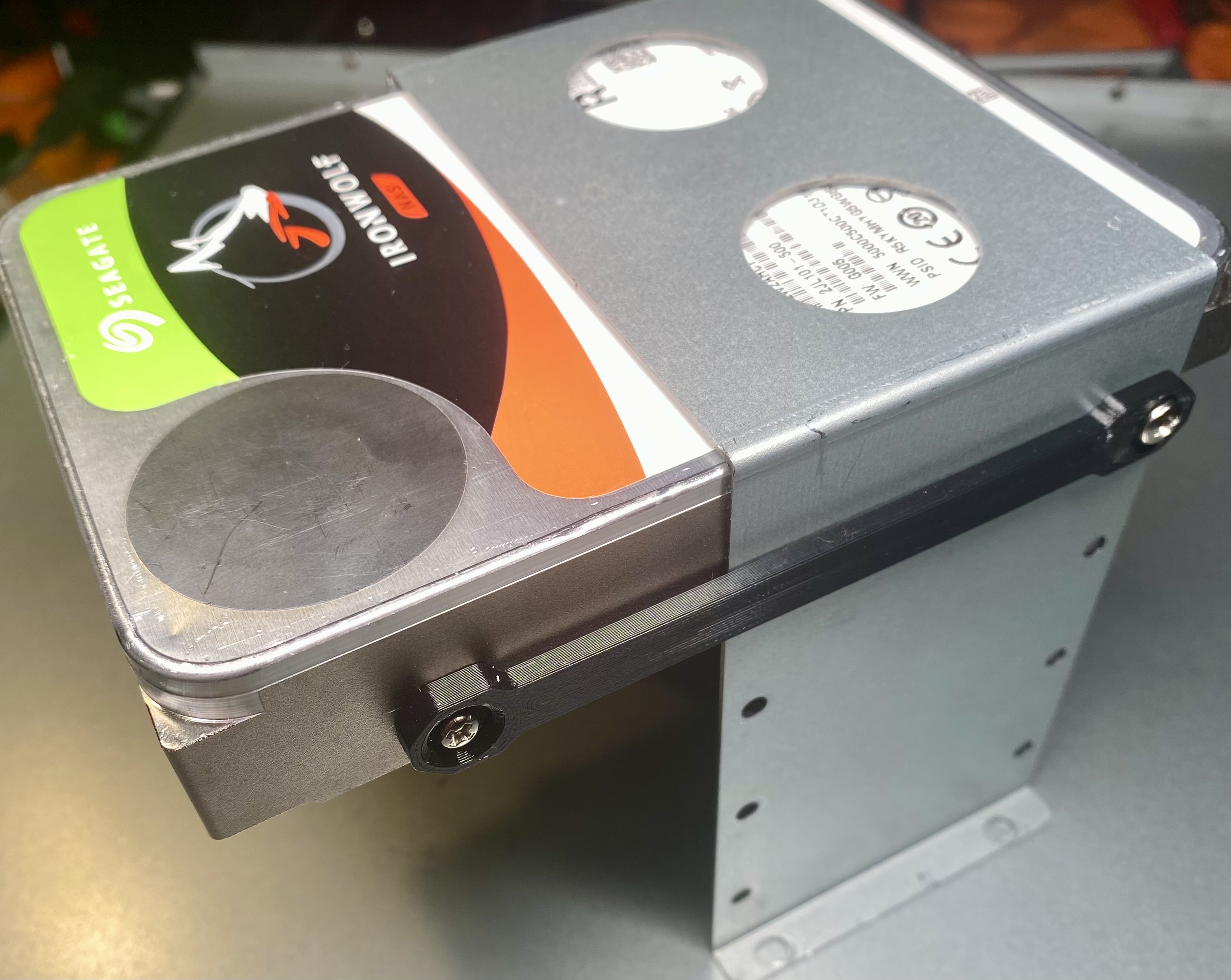 NAS HDD Bracket for thin hard drive cage