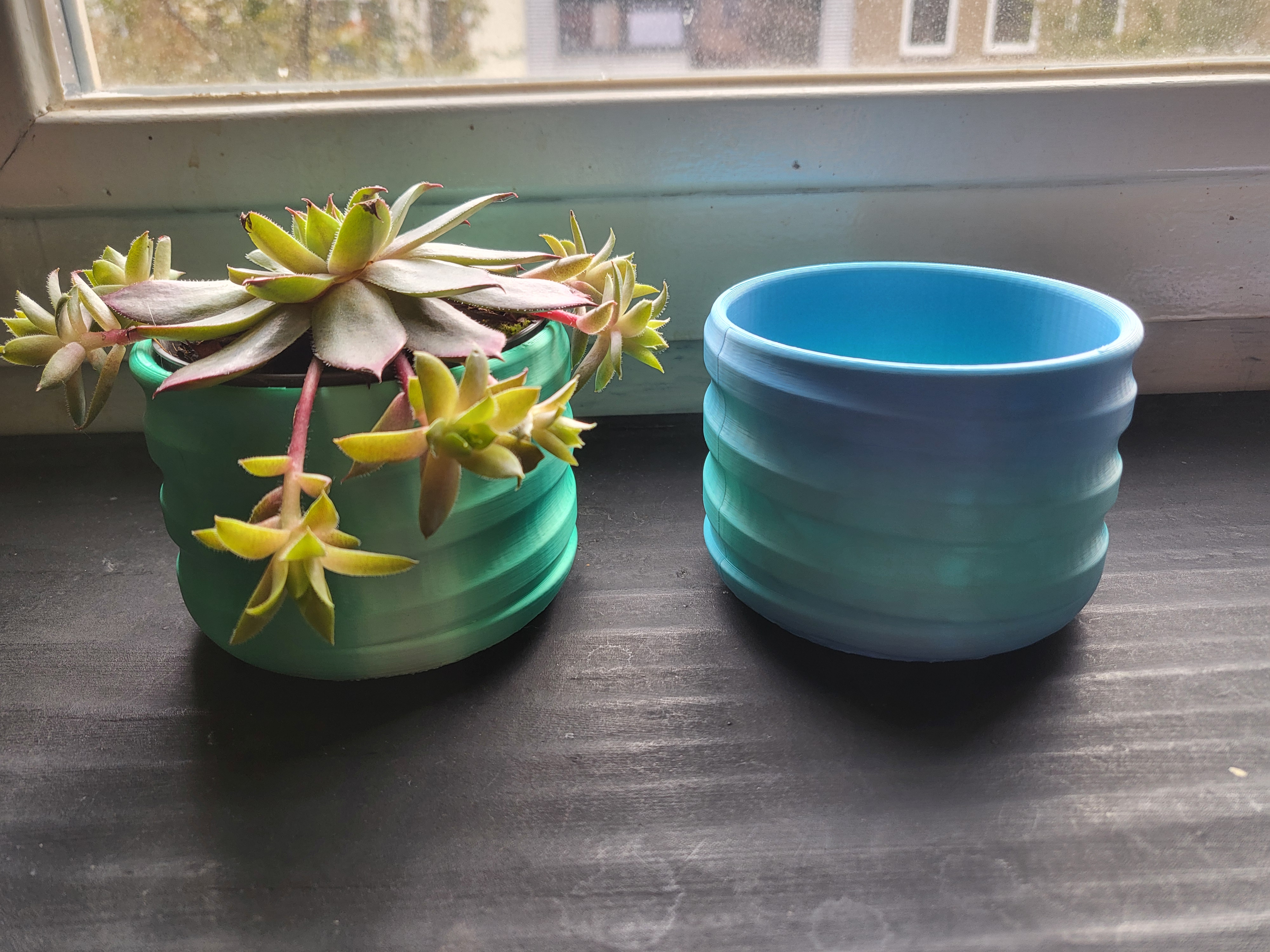 Plant pot