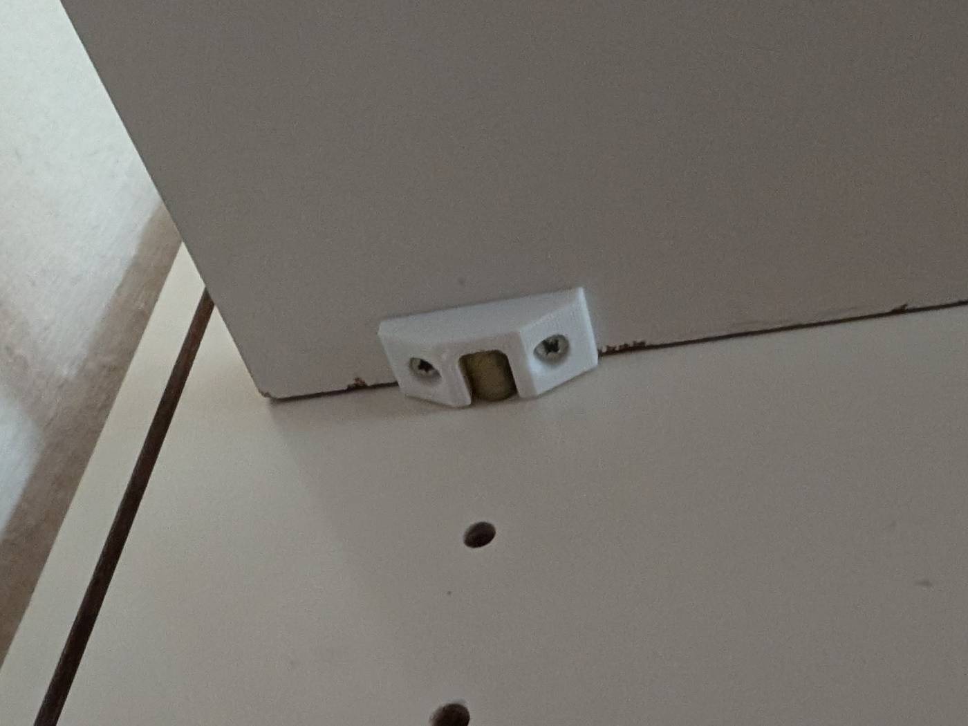 Shelf Board Dowel Retainer