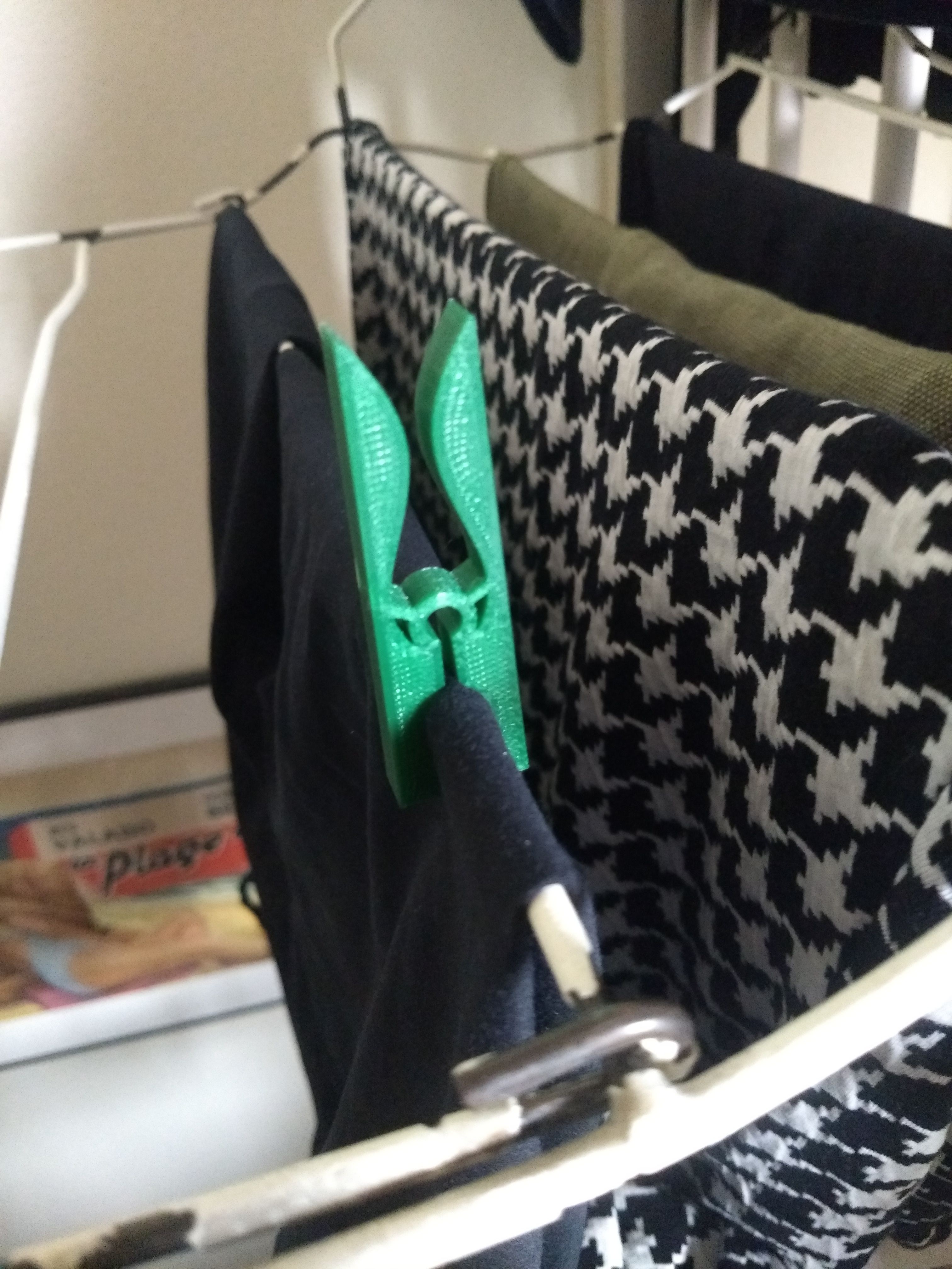 Miniatura 4 do modelo 3D Clothes peg