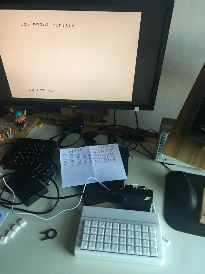ZX-Spectrum 48k Harlequin : case + mecanical keyboard by