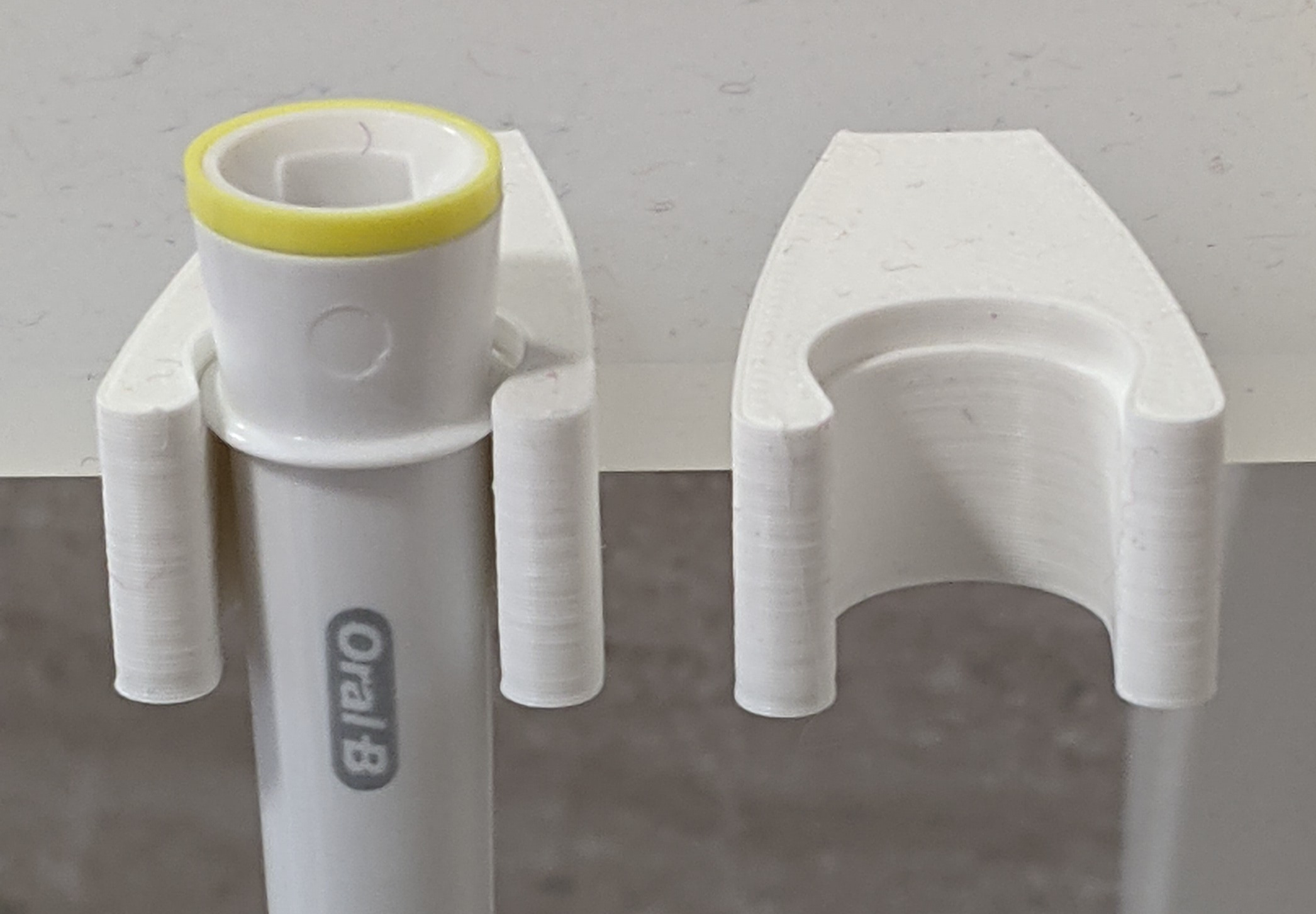 Toothbrush head shelf clip (5mm shelf)