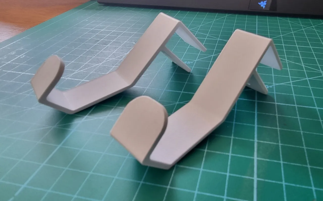 Tastaturhalterung / Keyboard Holder by irgendwasMitName | Download free ...