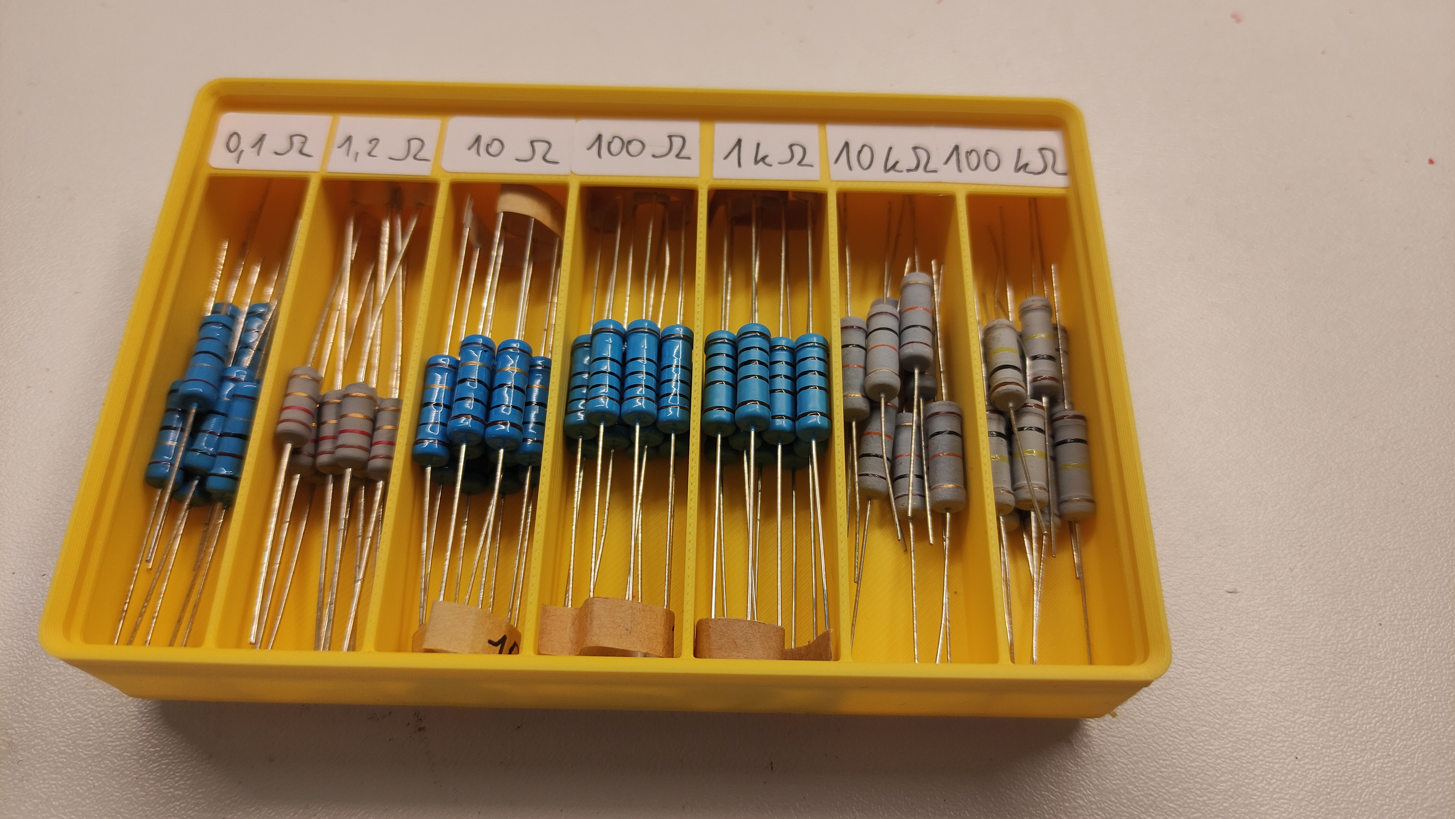 Gridfinity resistor bin