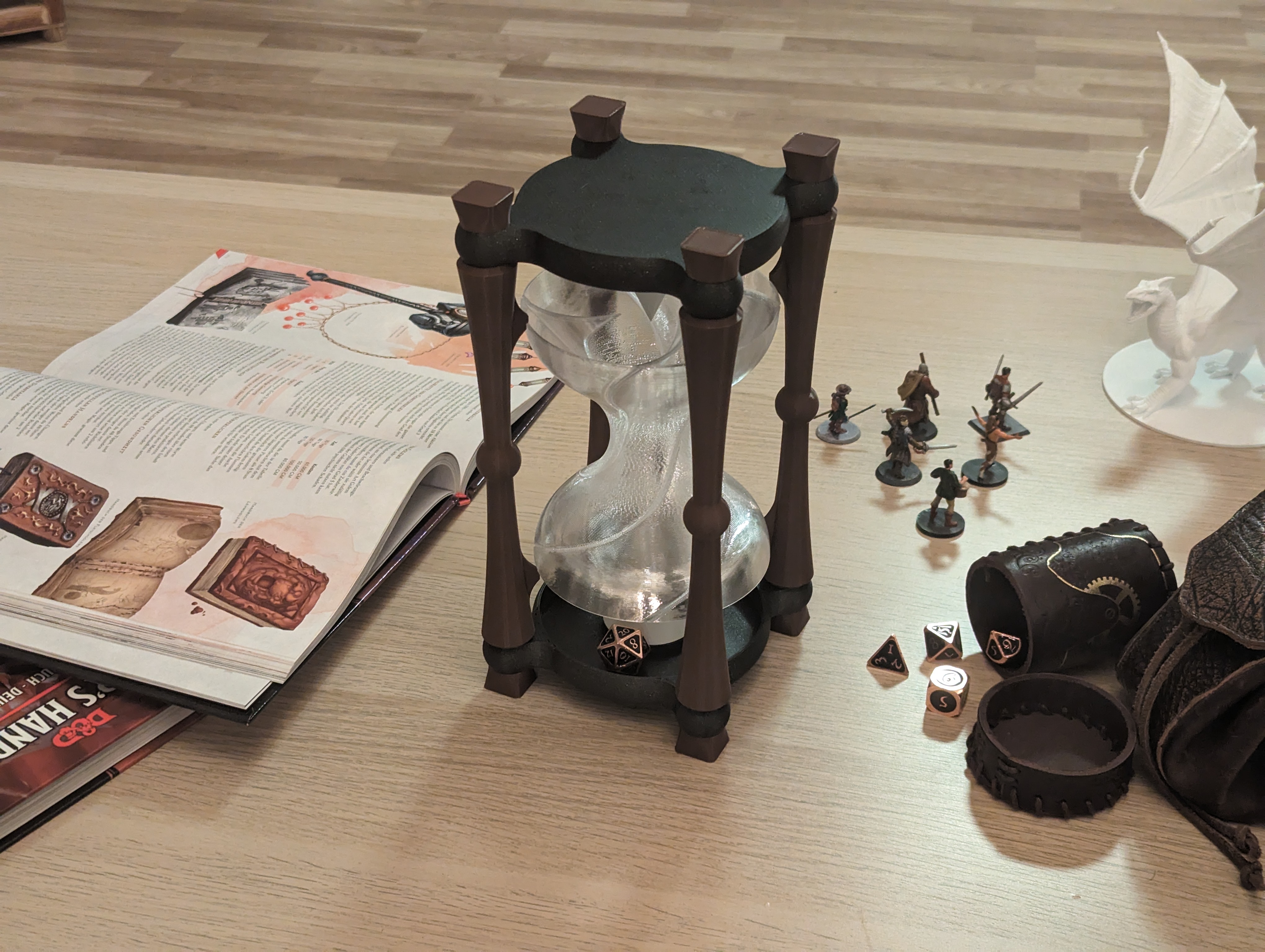 The Hourglass of Good Luck, a single-tool multicolor Dice Tower
