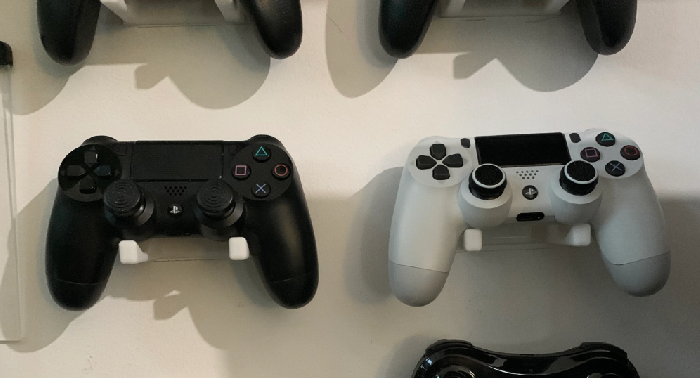 Universal Controller Mount (Switch/Xbox One/PS4/PS5/Series X/Etc) - NO SUPPORTS/ONE PIECE/SINGLE SCREW