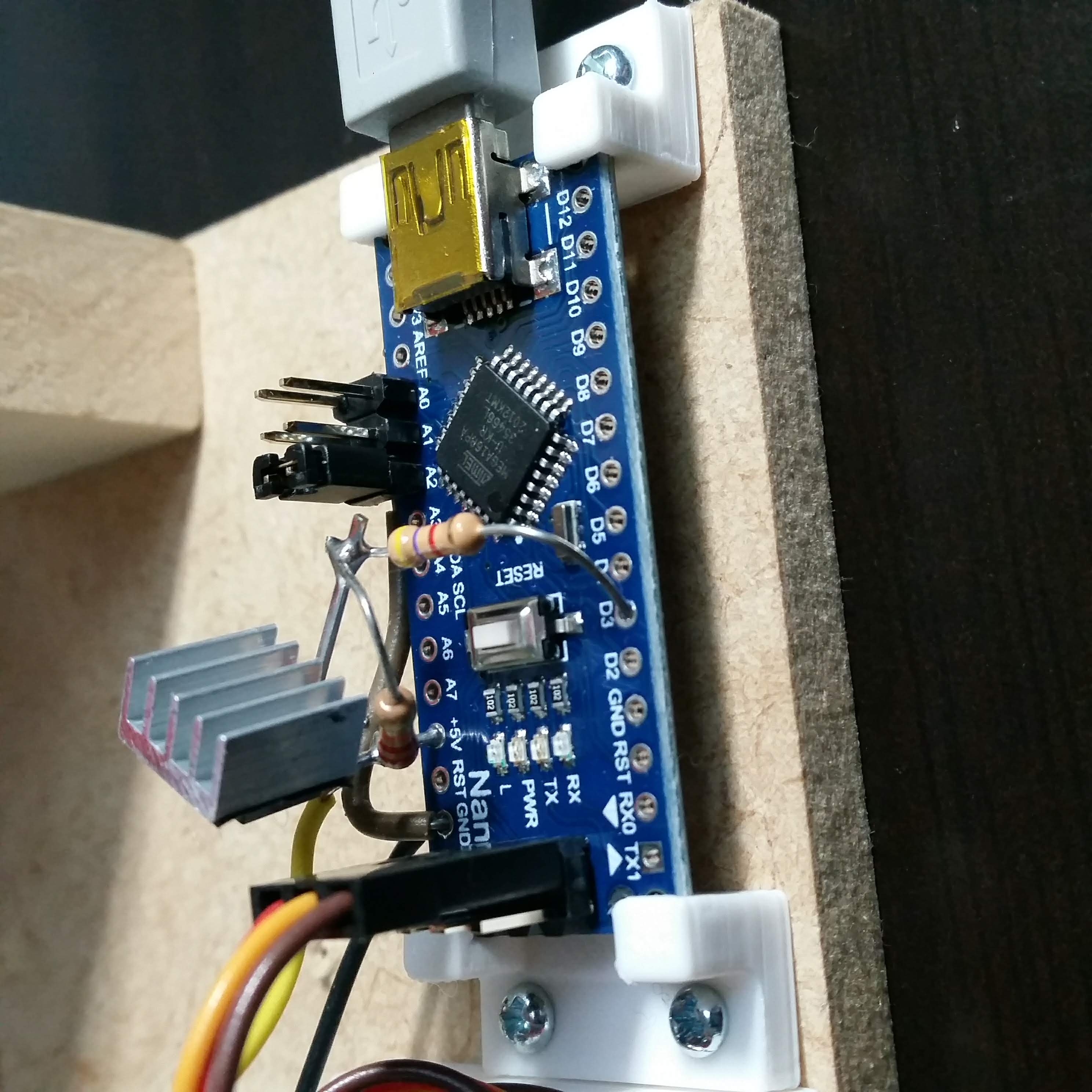 Arduino NANO mounter for wooden boards by t-nissie | Download free STL ...