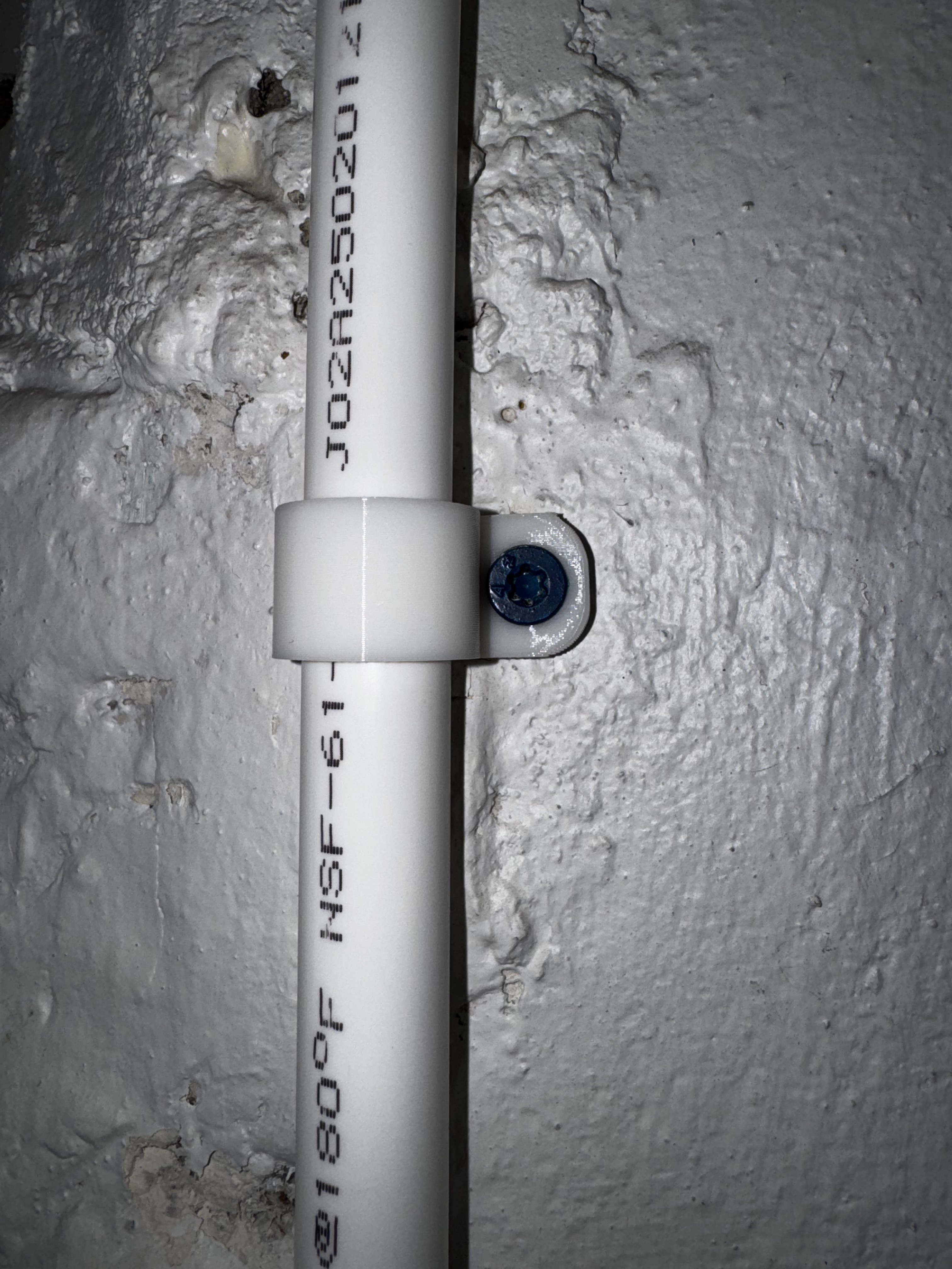 1/2" PEX Pipe Bracket fits PEX-A, PEX-B, PEX-C 3D model