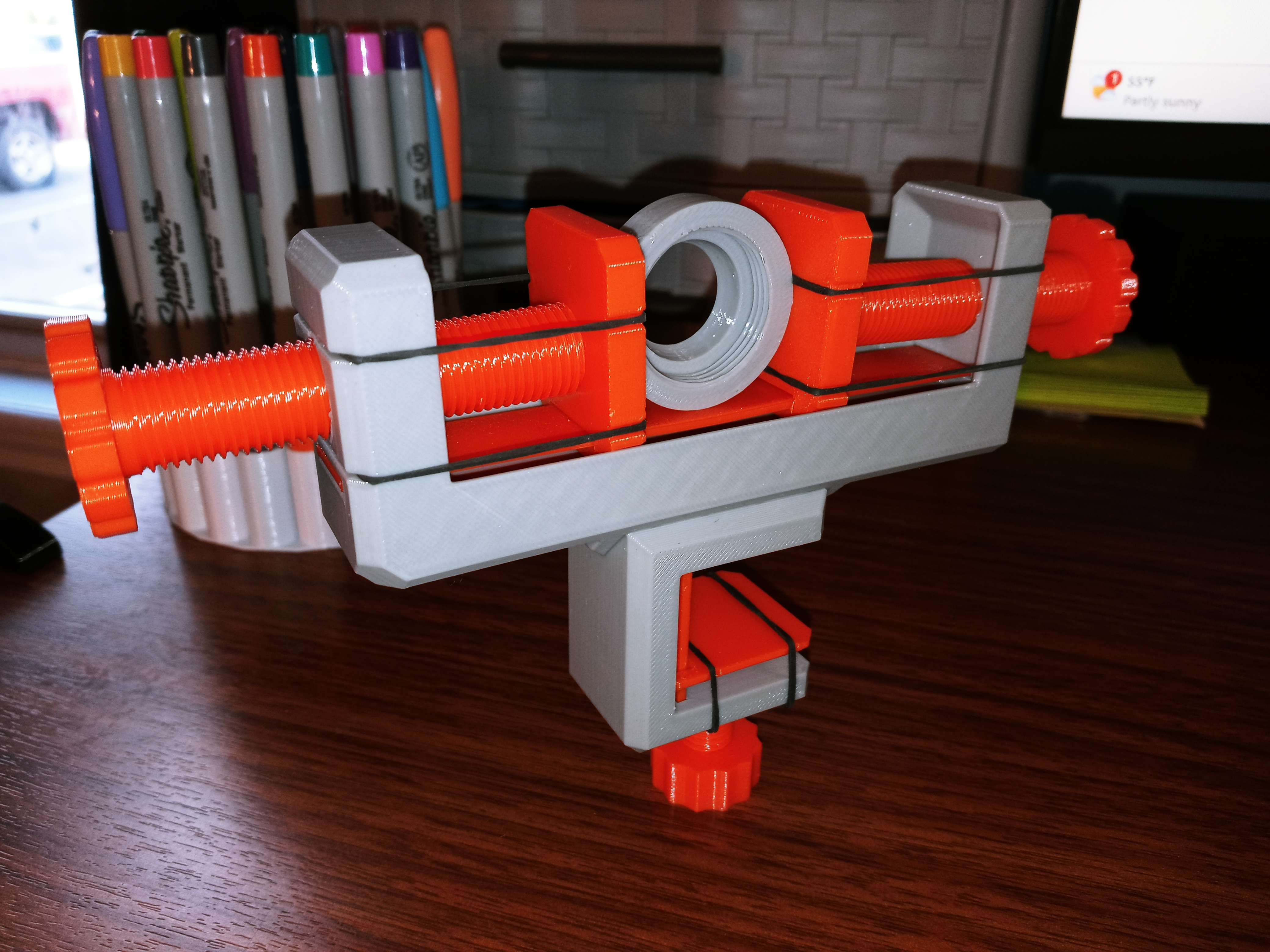 Desk Vice & C-Clamp (Support/Hardware Free) — thumbnail 11