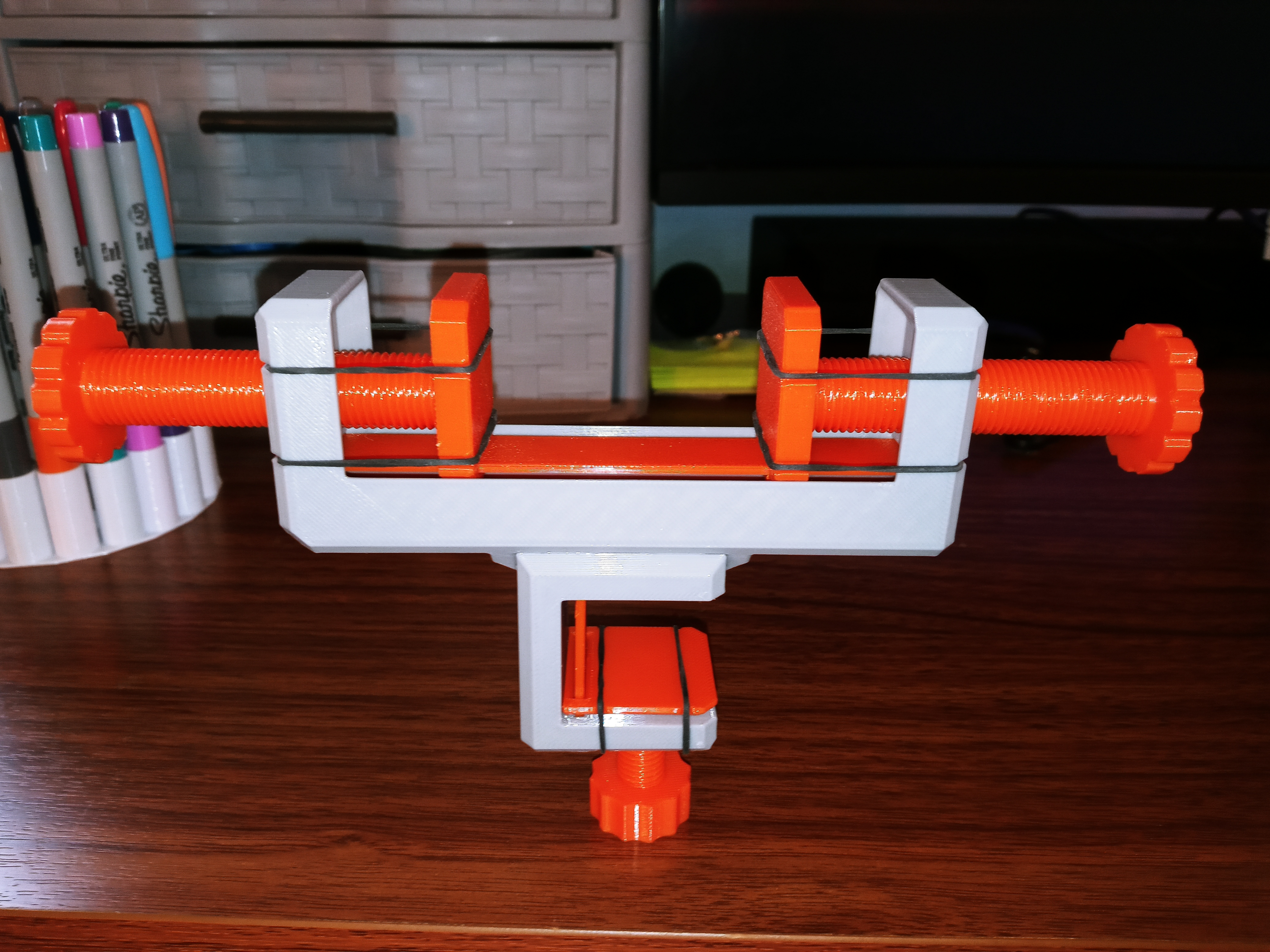 Desk Vice & C-Clamp (Support/Hardware Free) — thumbnail 10