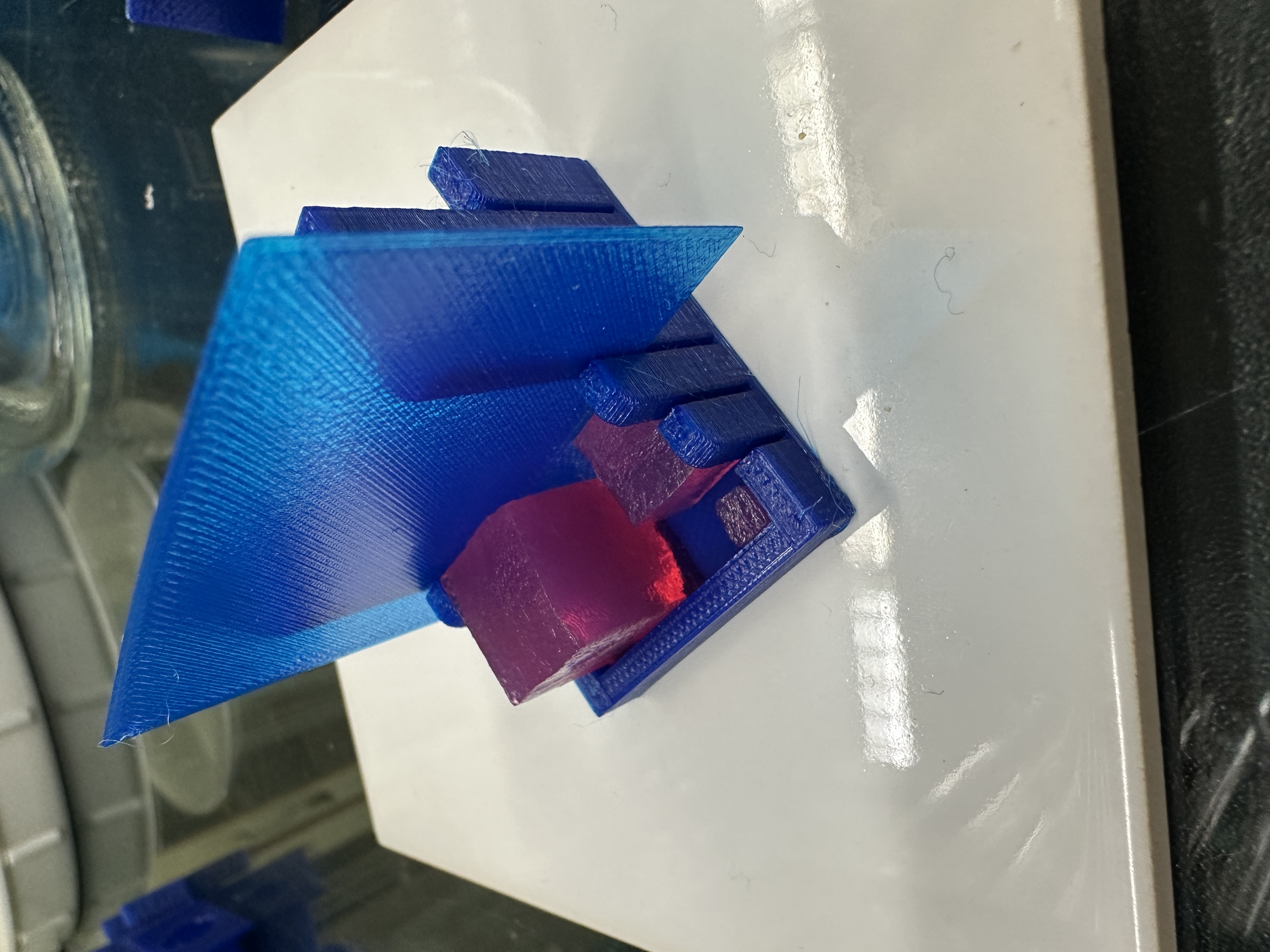 Miniatura 2 do modelo 3D Cutting aid for agar diffusion experiment