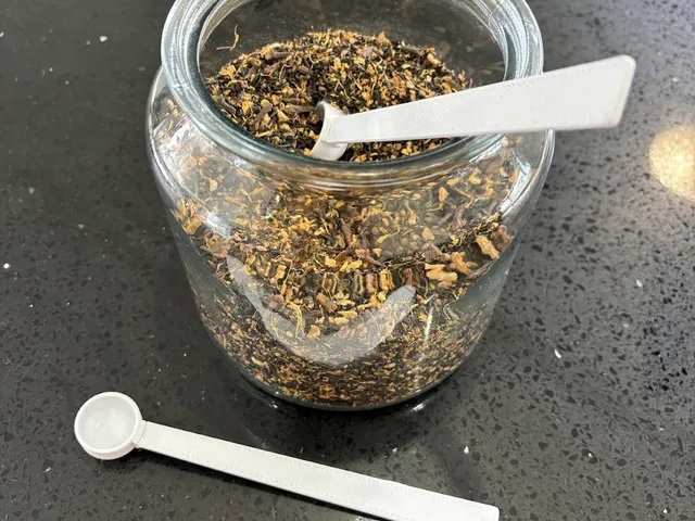The Tea-riffic Spoon - 1 tsp teaspoon measuring spoon for loose leaf tea