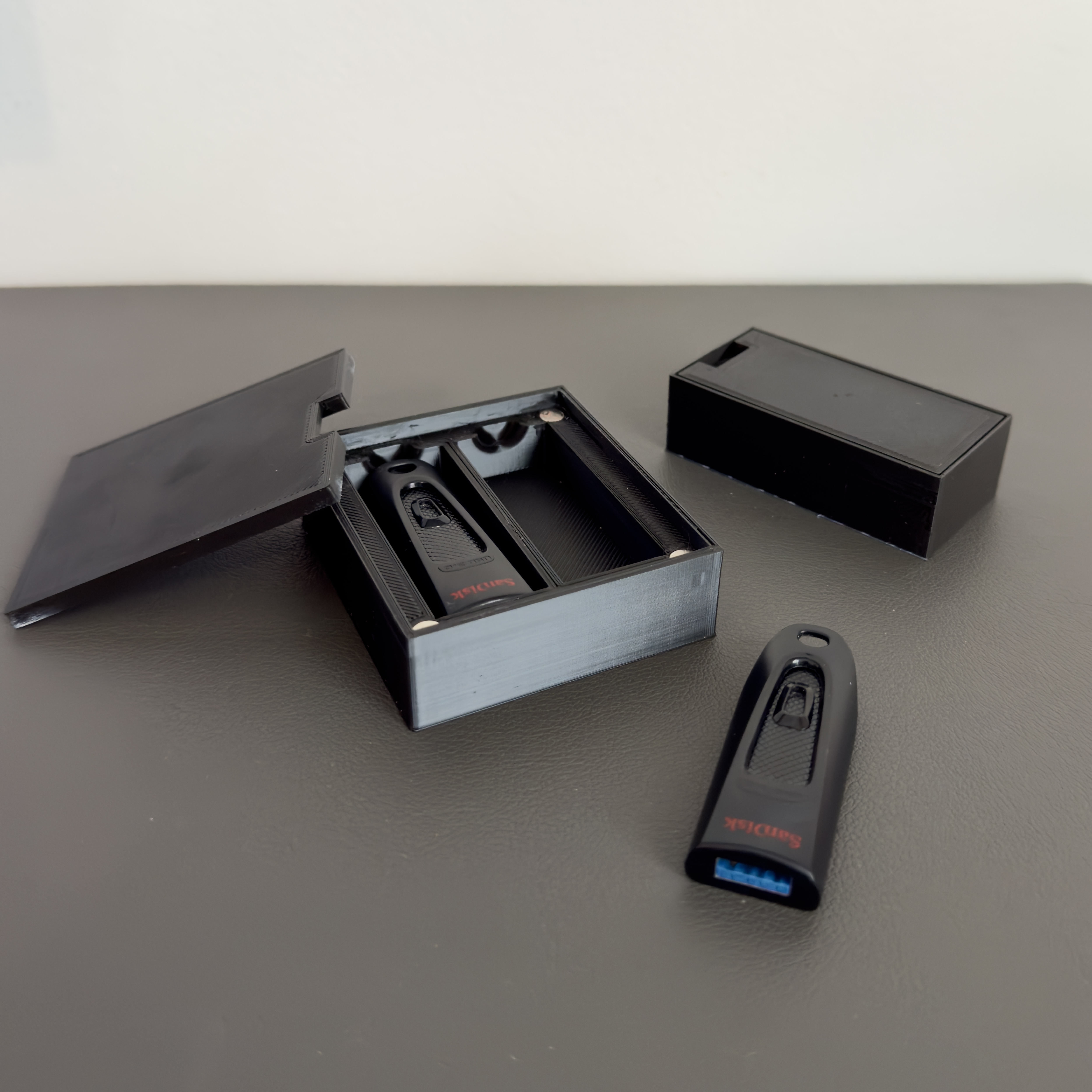 Box for SanDisk Ultra USB