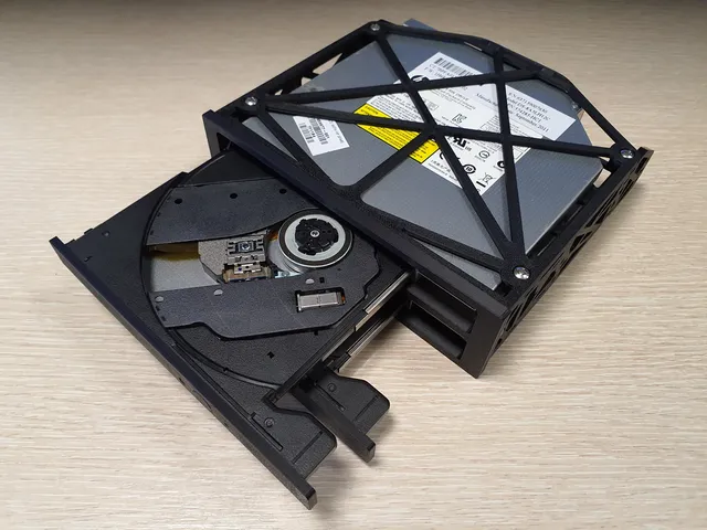Dual slim ODD frame for 5.25" Bay