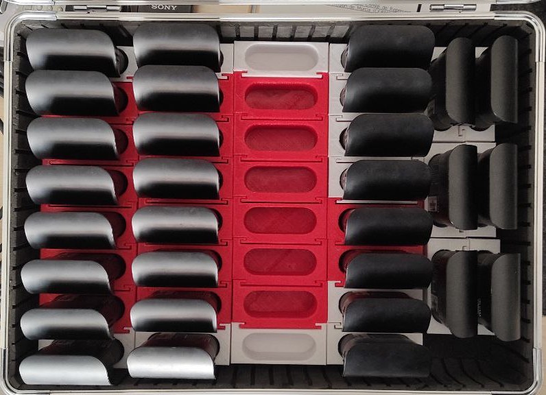 Shure SB930 battery holder to transport in hard briefcase by Rodrigo ...